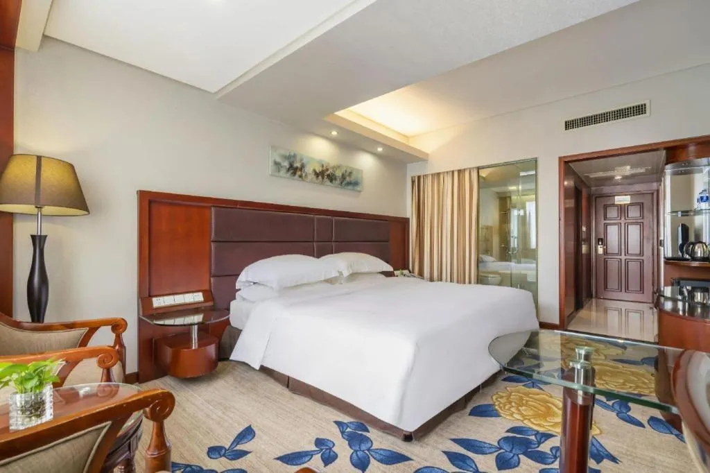 Bed in Shenzhen Hongfeng Hotel (Luohu Branch)