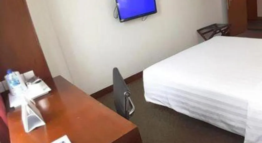 Bed in PARK HOTEL Cawang Jakarta