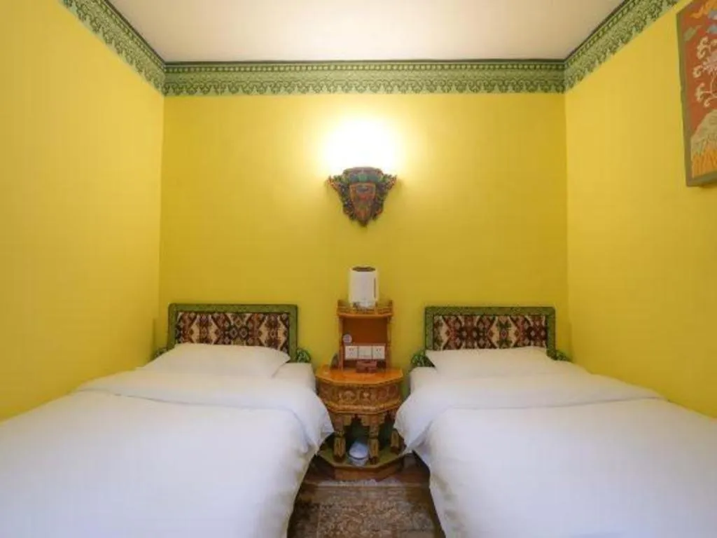 Bed in Tashitakge Hotel