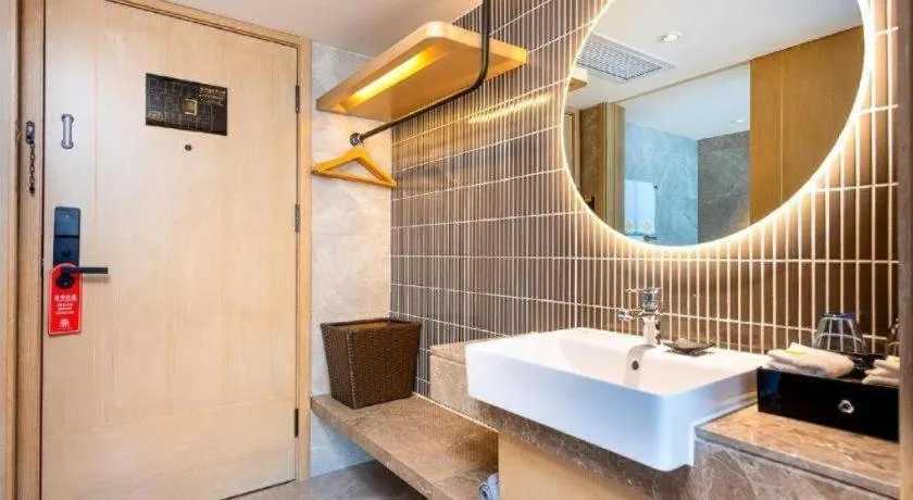 Overseas Chinese Hotel