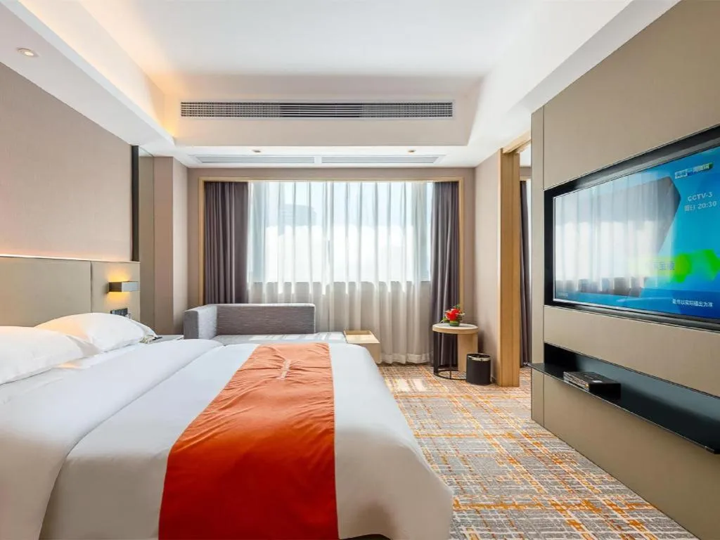 Bed in Overseas Chinese Hotel