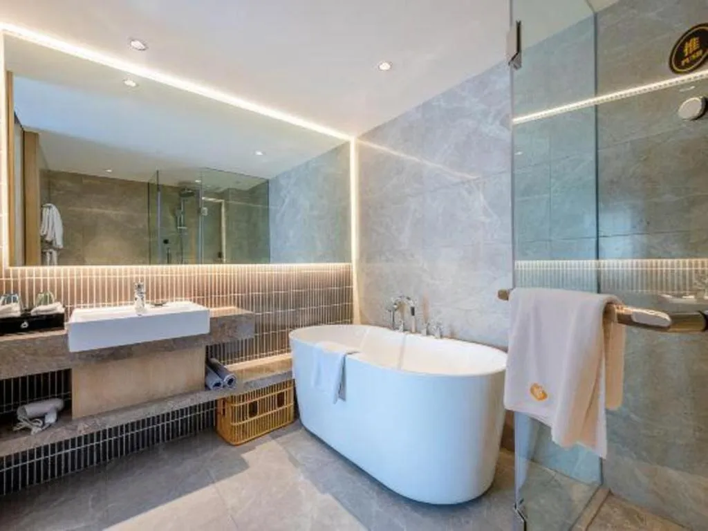 Overseas Chinese Hotel