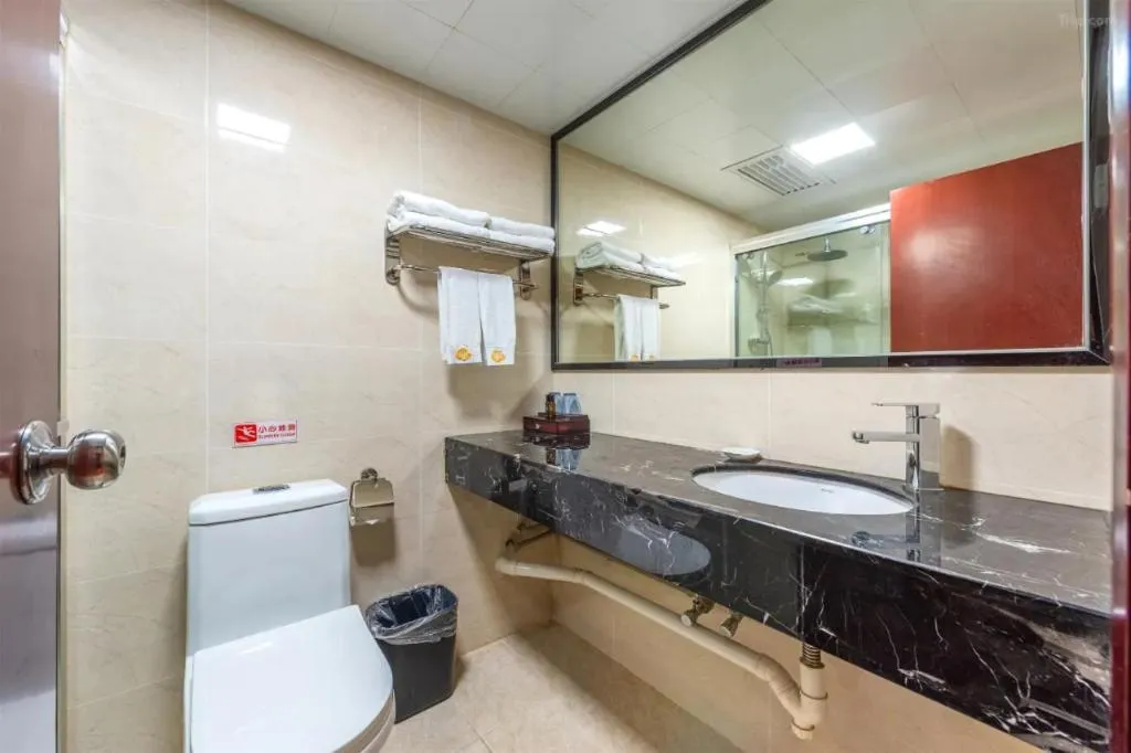 Overseas Chinese Hotel