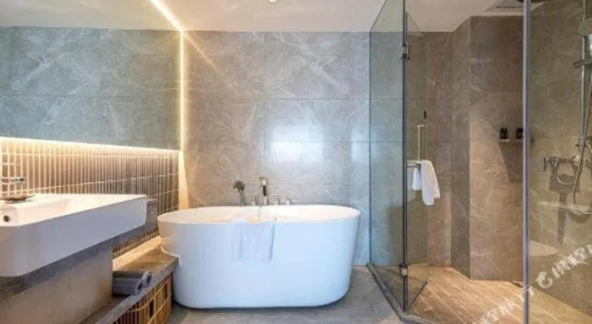 Overseas Chinese Hotel