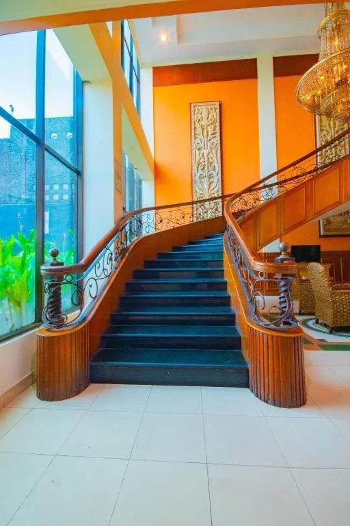 Larisae Setia Kawan Hotel