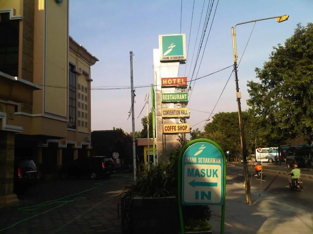 Larisae Setia Kawan Hotel