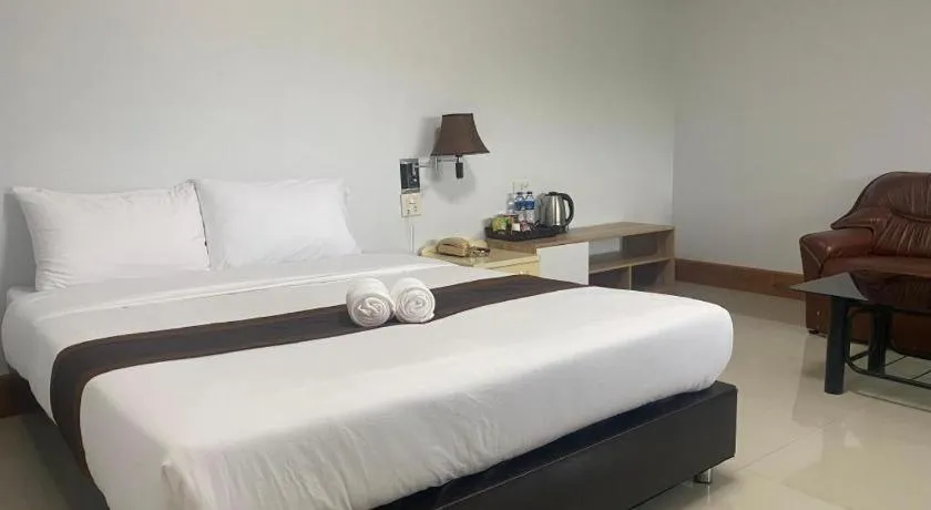 Rimnam Hotel Suk Sawat 70