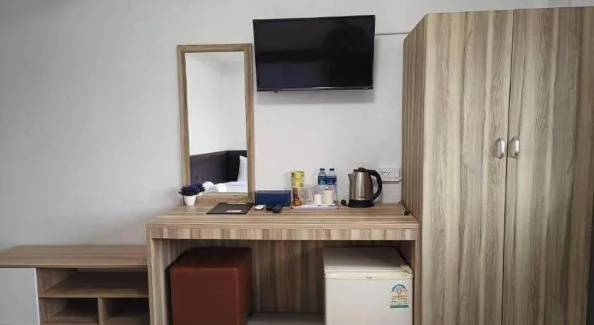 Rimnam Hotel Suk Sawat 70