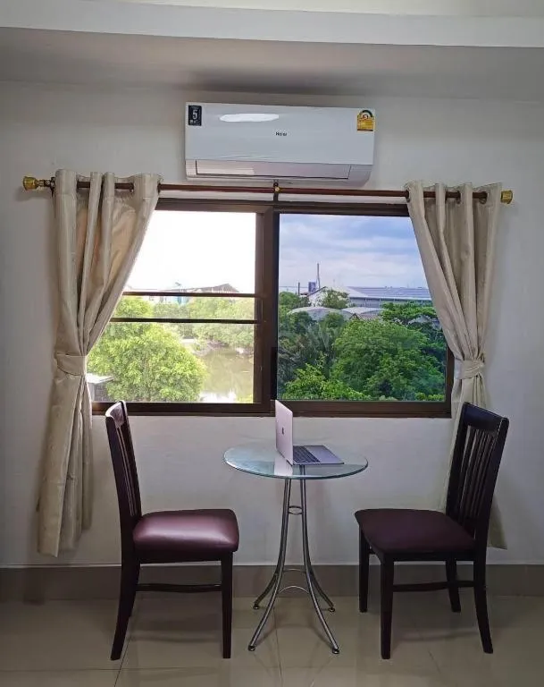 Rimnam Hotel Suk Sawat 70