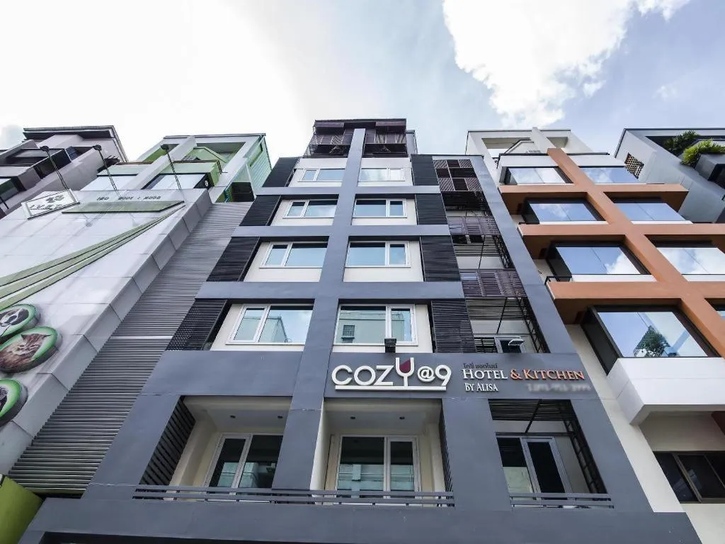 Cozy At 9 Hotel And Kitchen