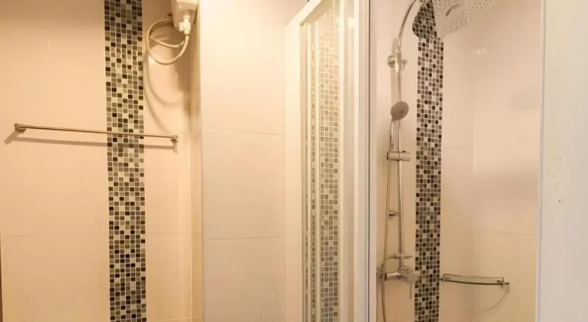 Cozy At 9 Hotel And Kitchen