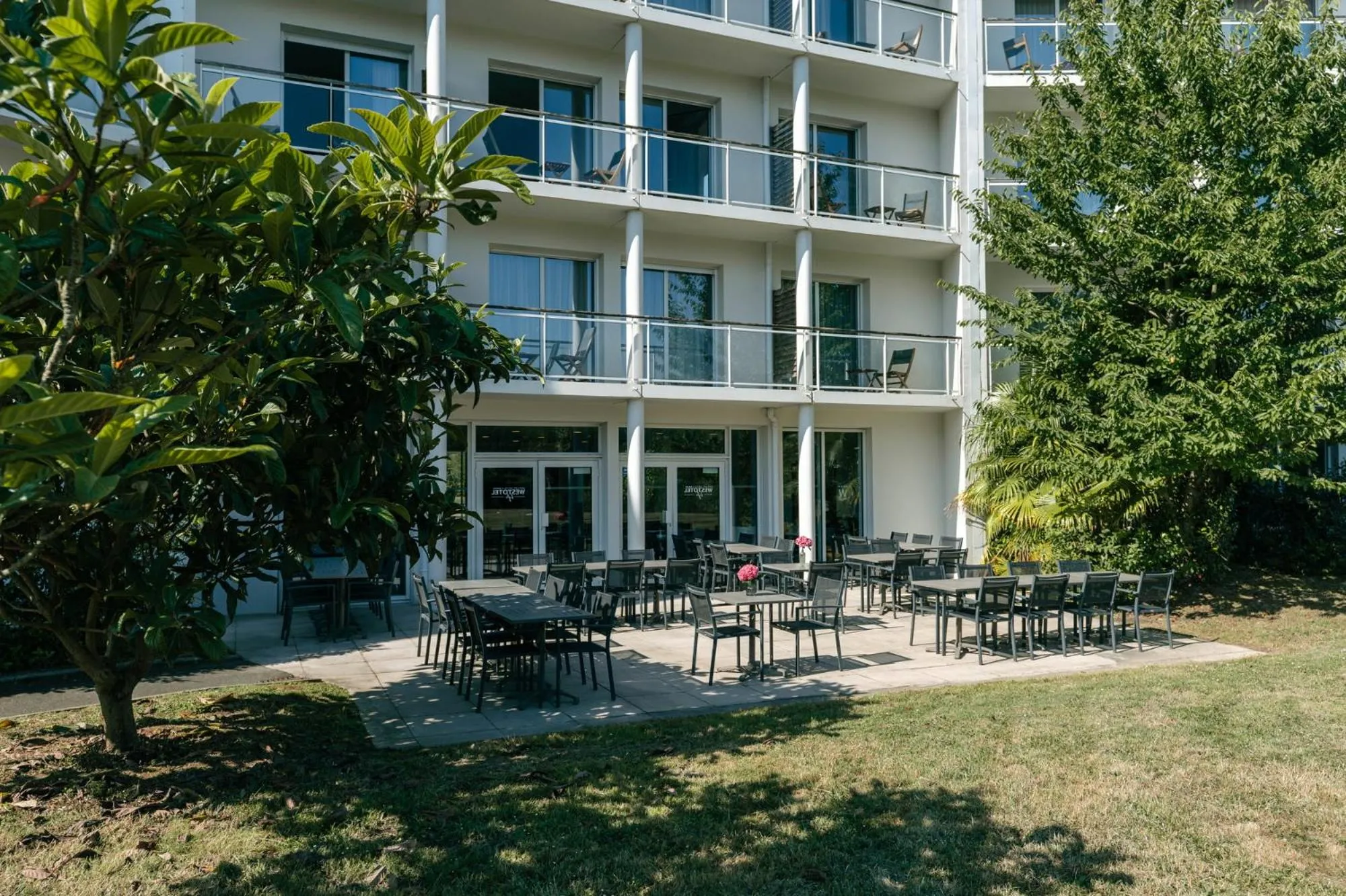 Patio in Westotel Life Nantes Carquefou