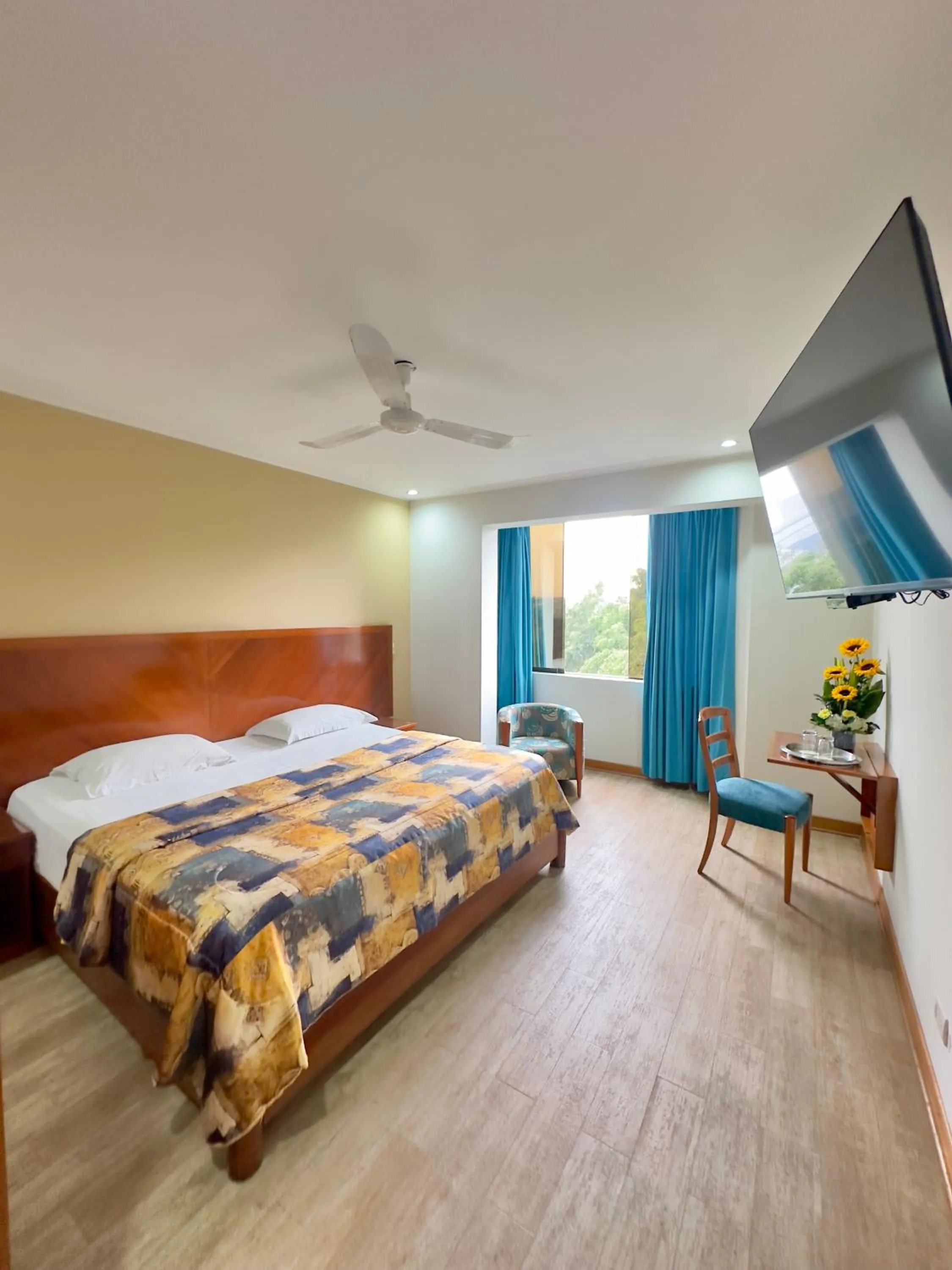 Bedroom, Bed in Hotel Esencia Suites