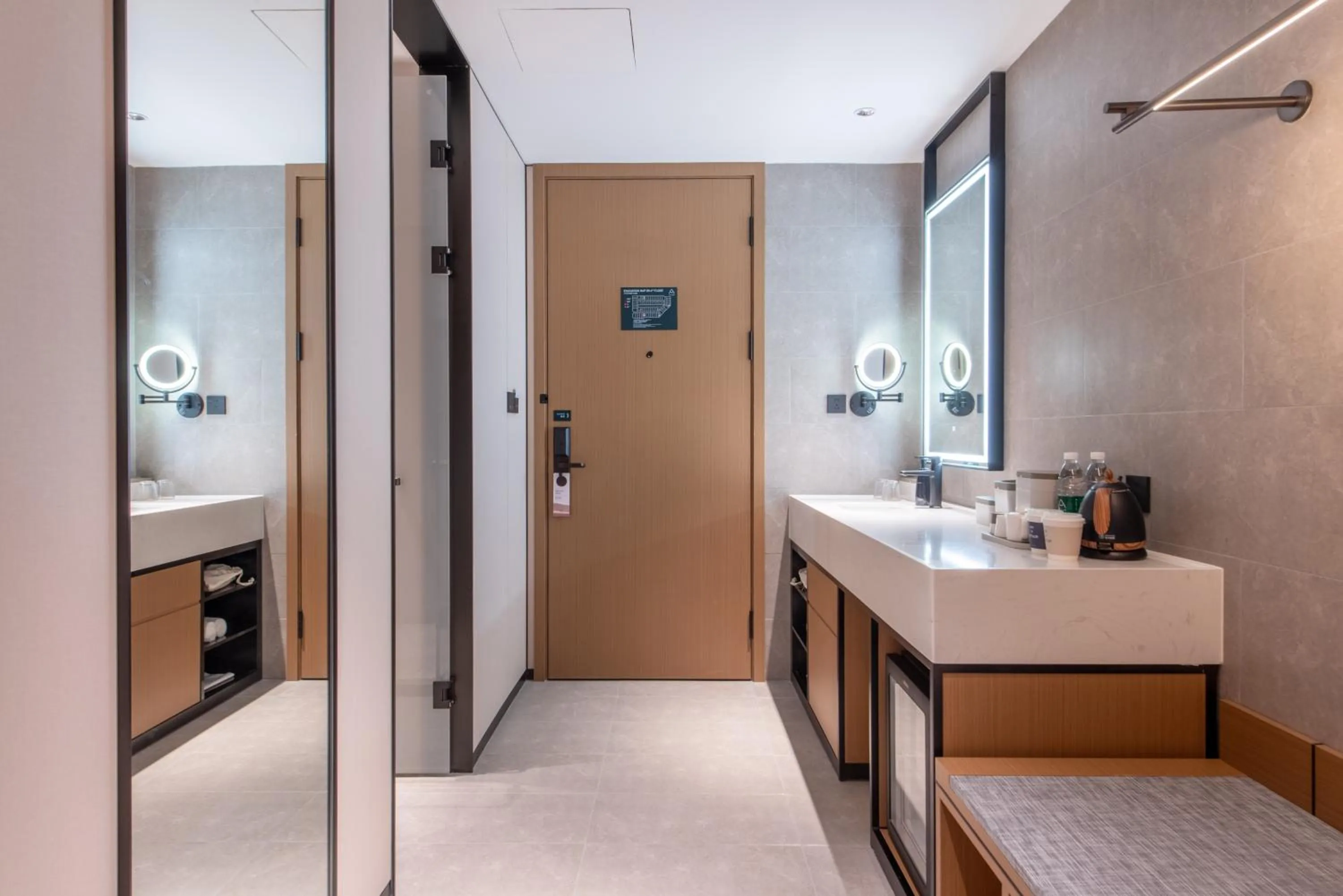 Atour Hotel Shenzhen Pingshan Kengzi Metro Station