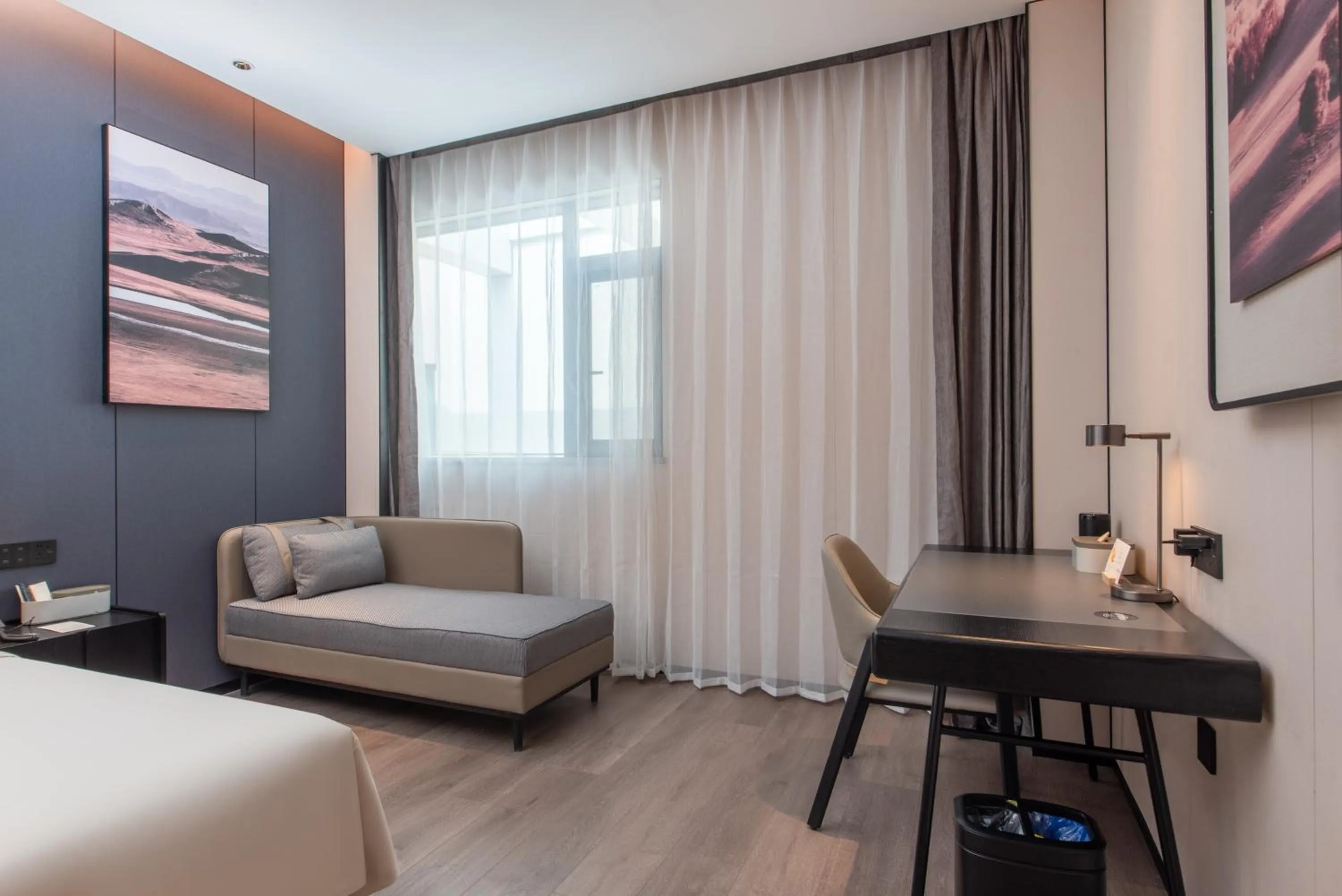 Atour Hotel Shenzhen Pingshan Kengzi Metro Station