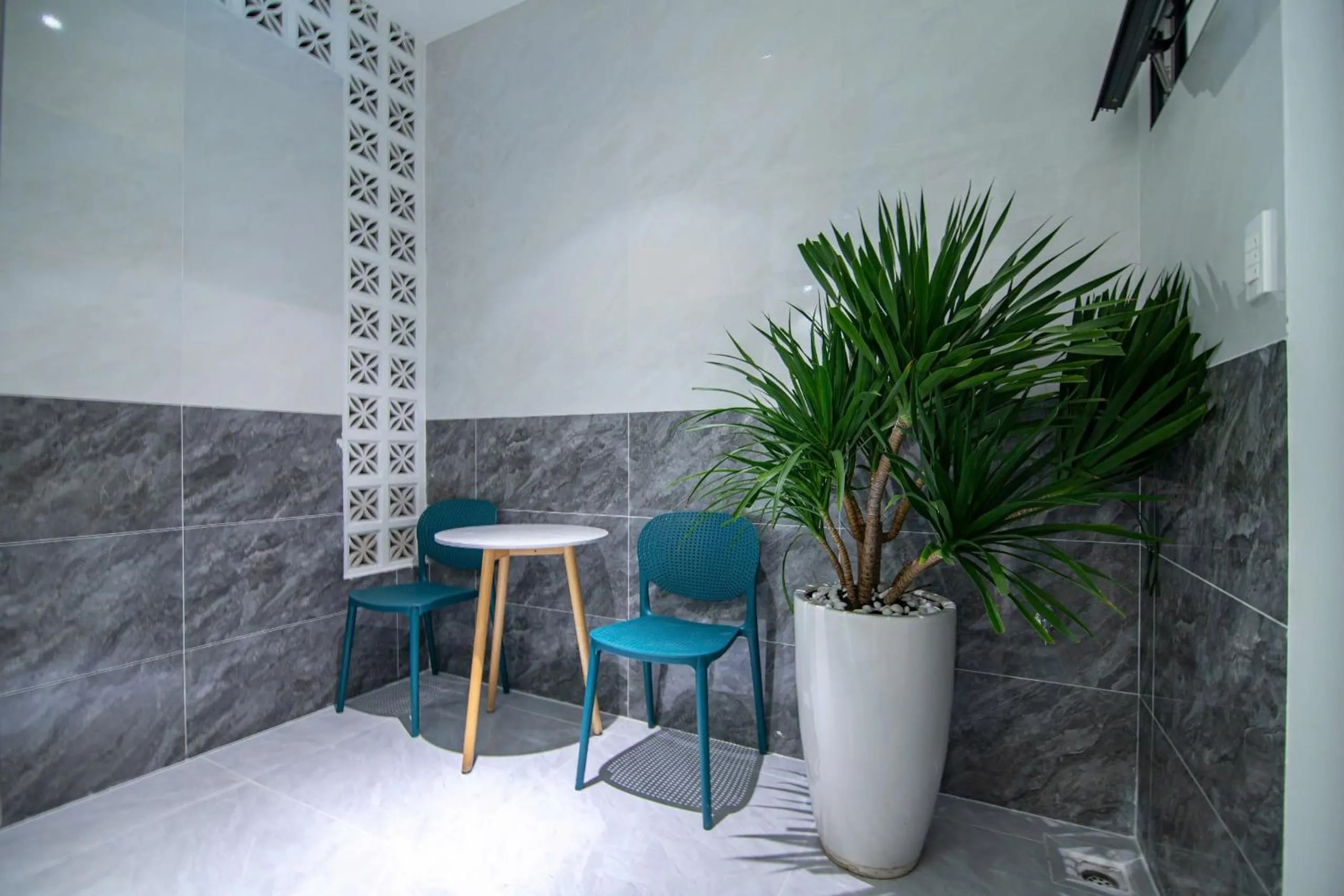 Bin Bin Hotel 14 Near Vstar School D7