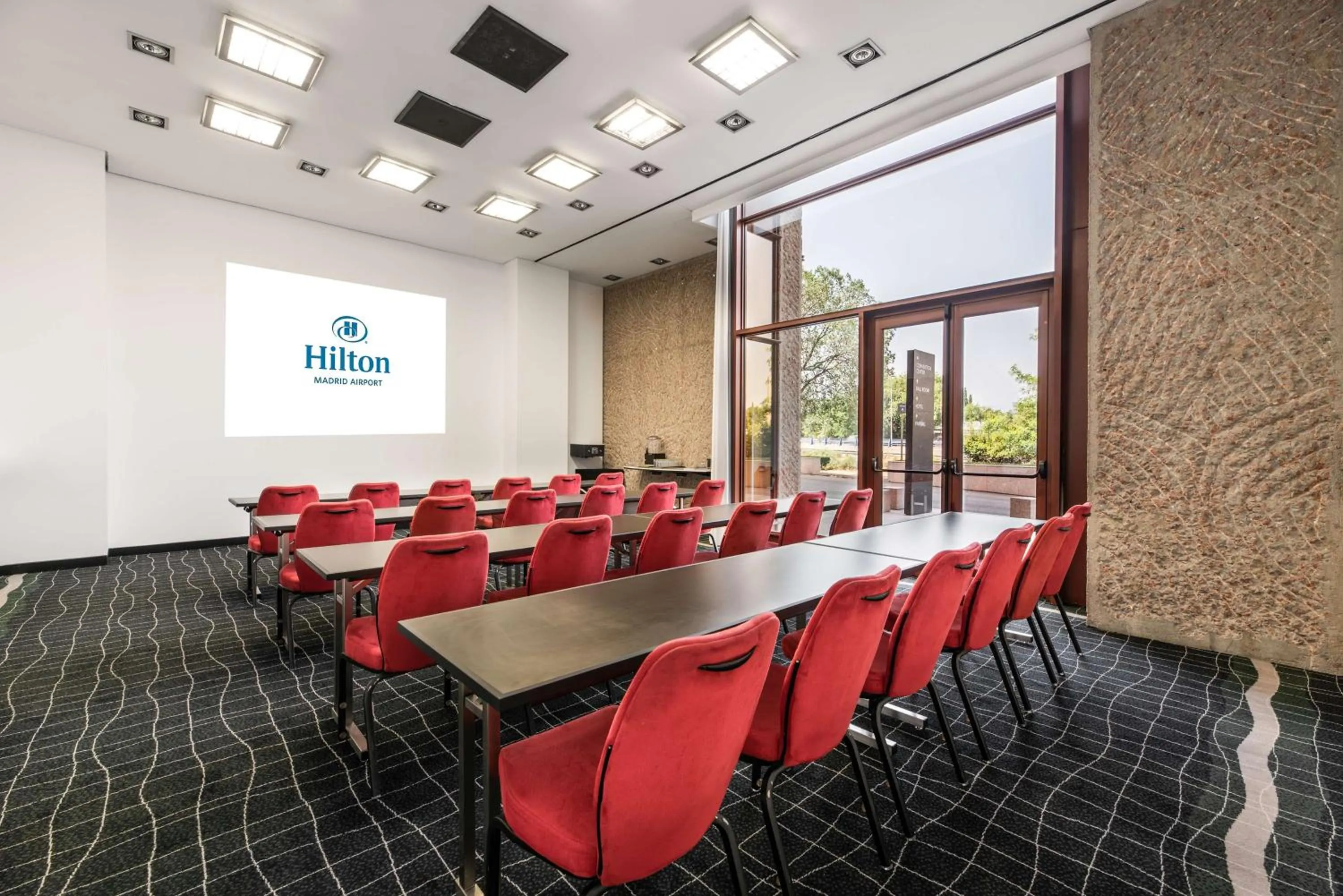 Meeting/conference room in Hilton Madrid Airport