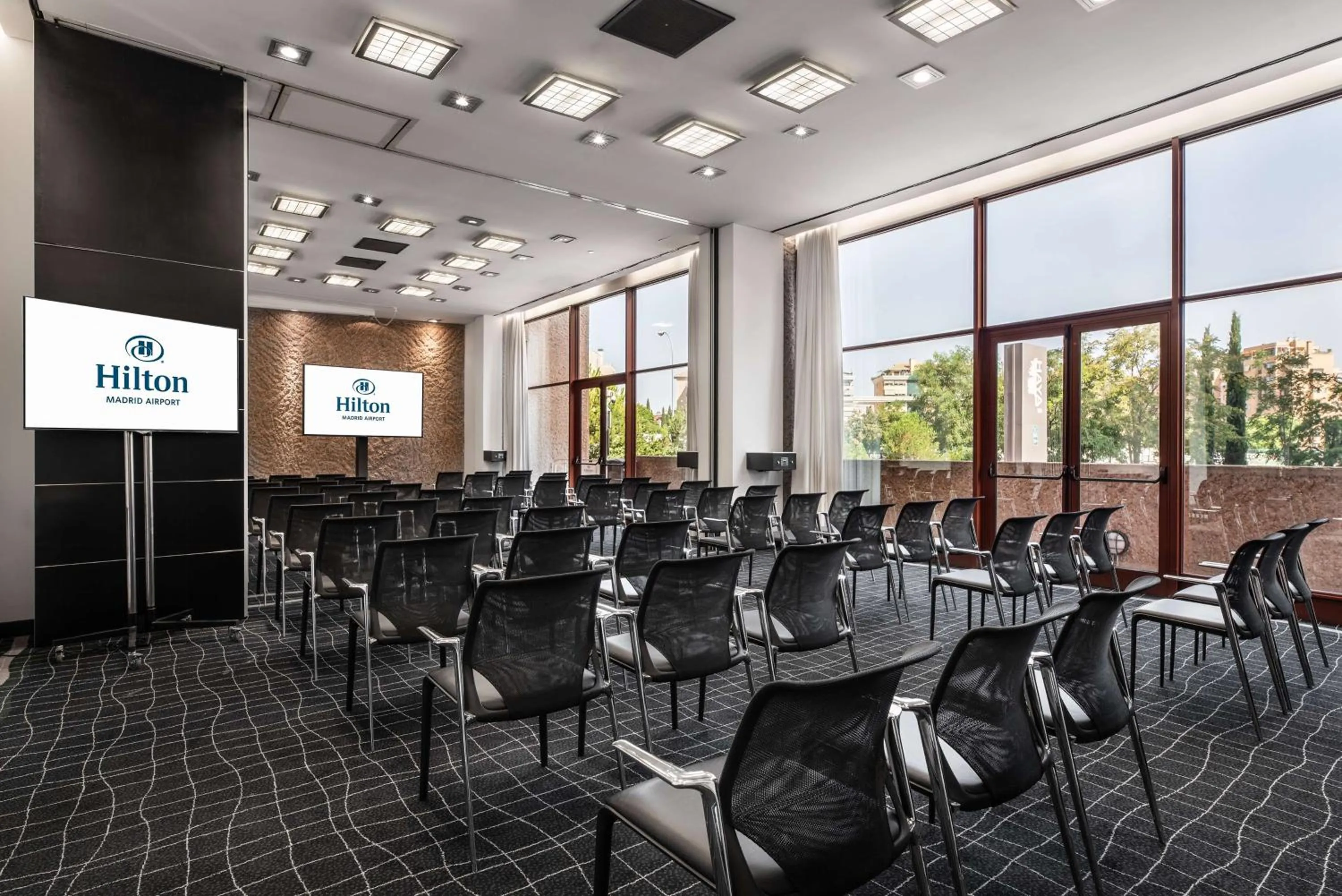 Meeting/conference room in Hilton Madrid Airport