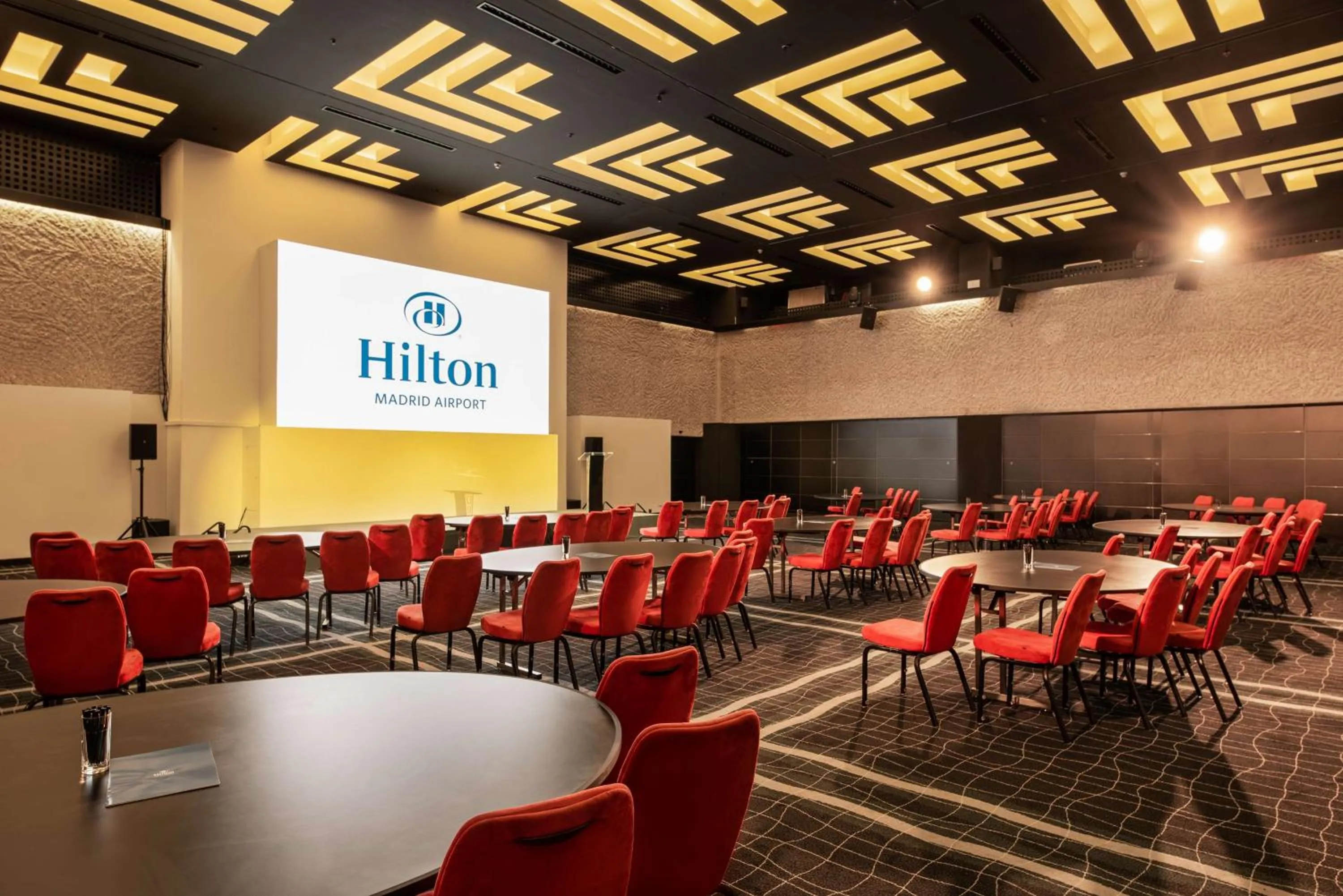 Meeting/conference room in Hilton Madrid Airport