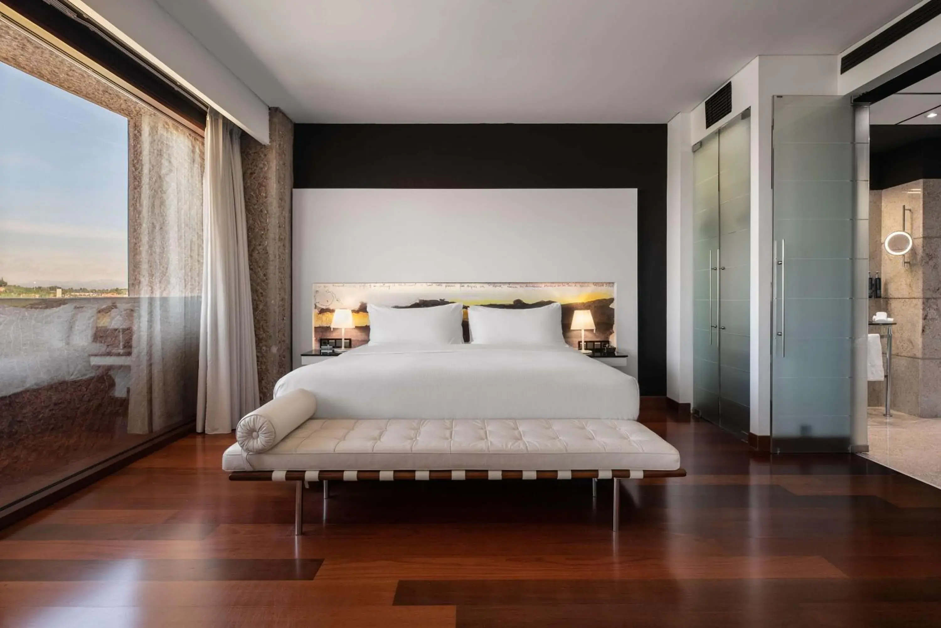 Family Connecting Rooms in Hilton Madrid Airport Family Connecting Rooms in Hilton Madrid Airport