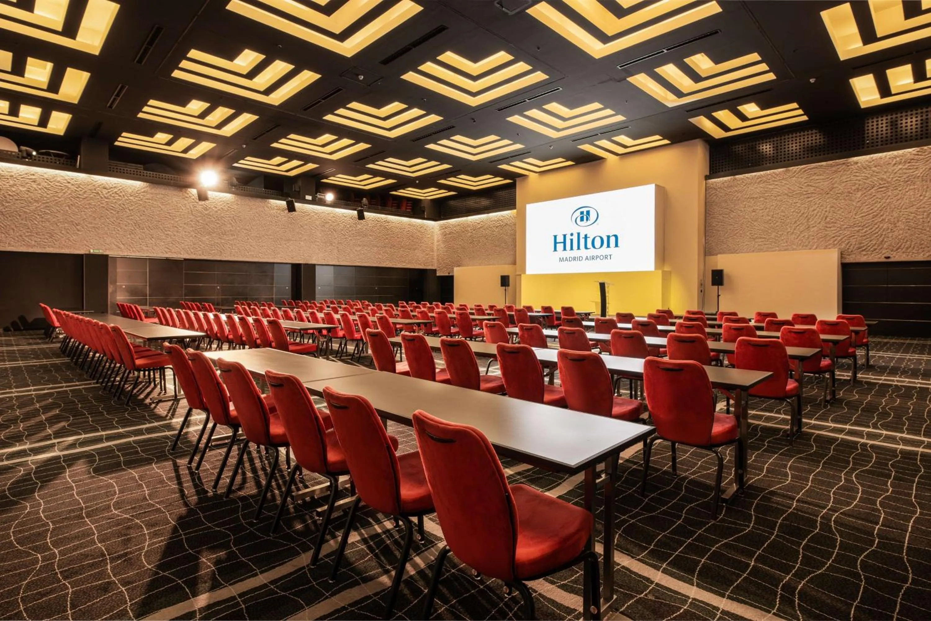 Meeting/conference room in Hilton Madrid Airport