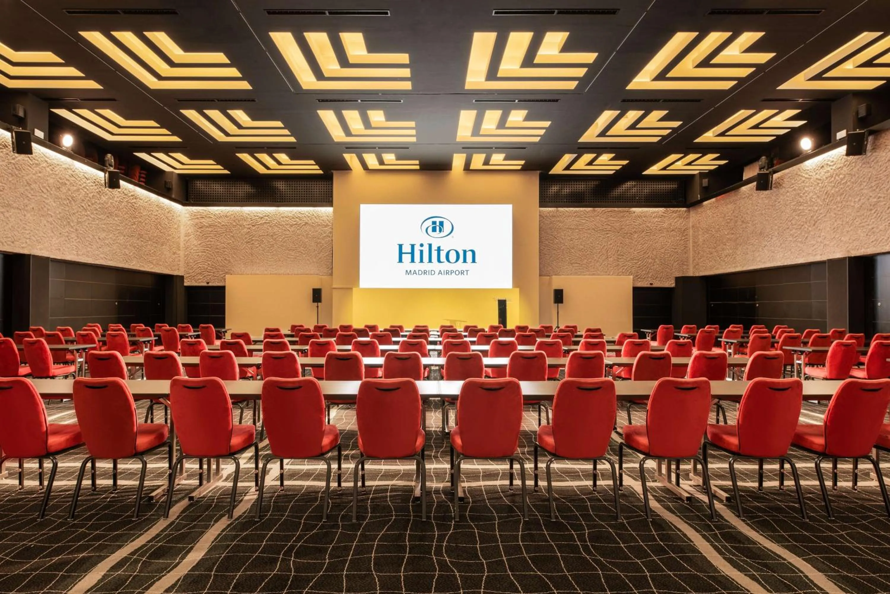 Meeting/conference room in Hilton Madrid Airport