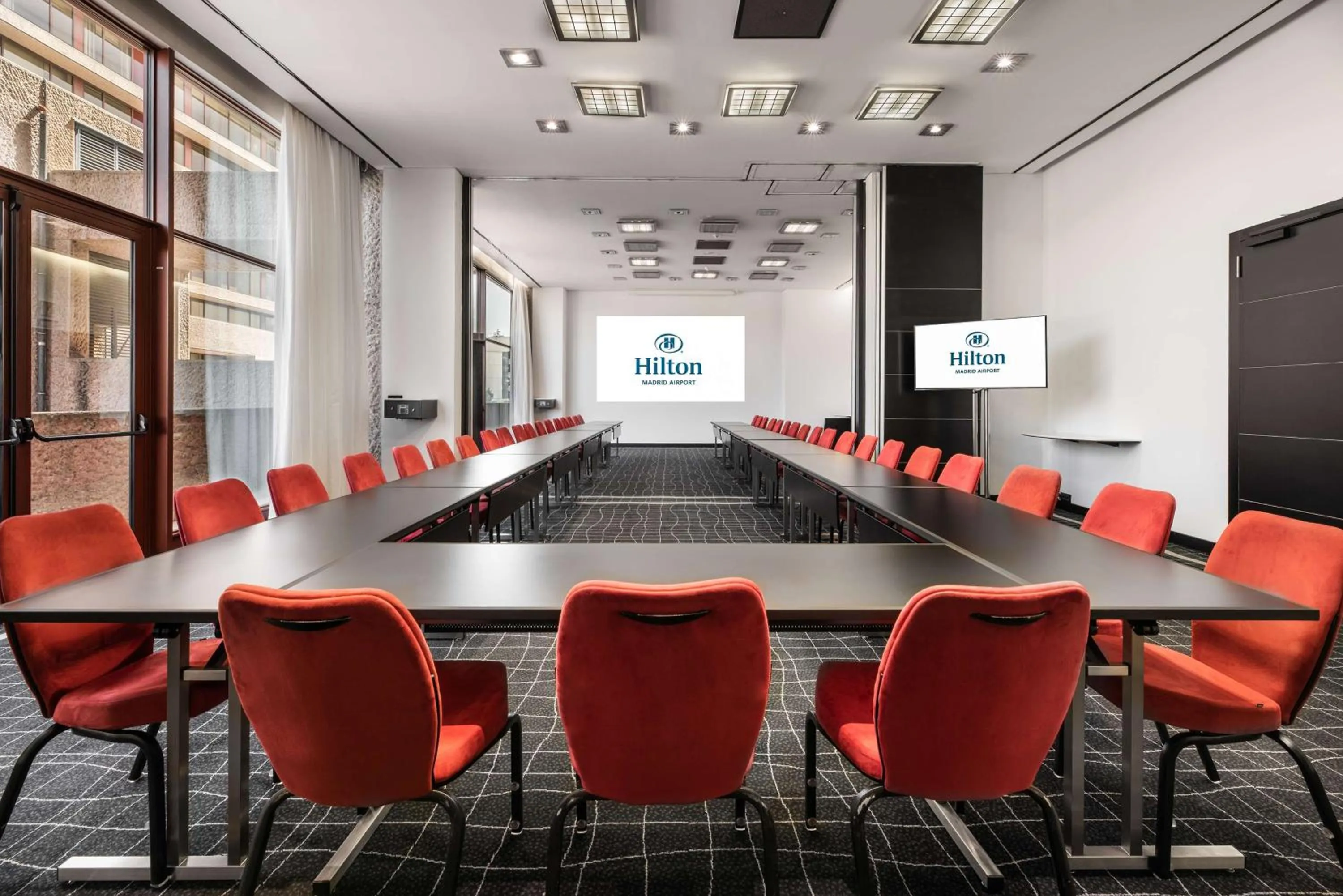 Meeting/conference room in Hilton Madrid Airport