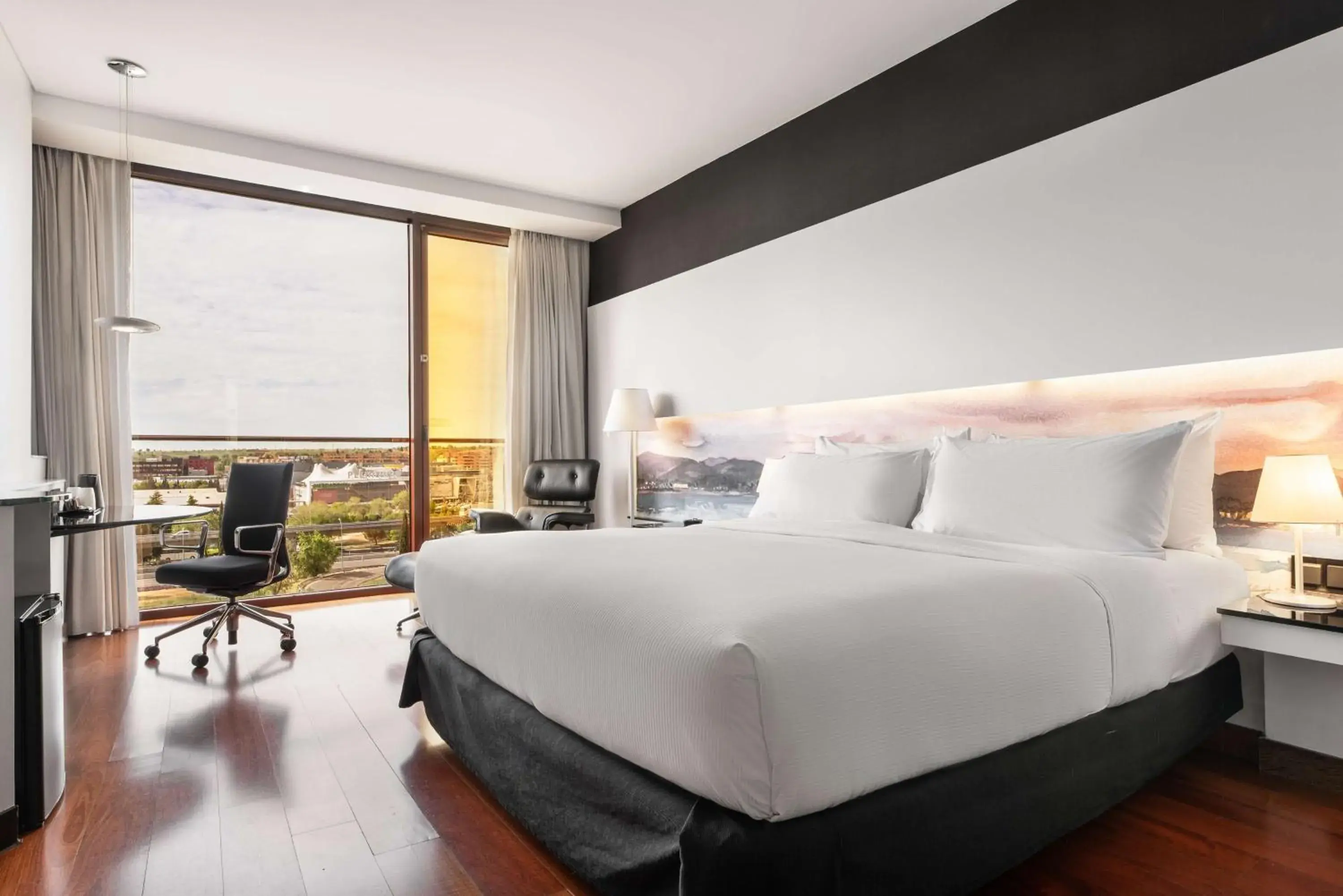 Executive King Room in Hilton Madrid Airport Executive King Room in Hilton Madrid Airport