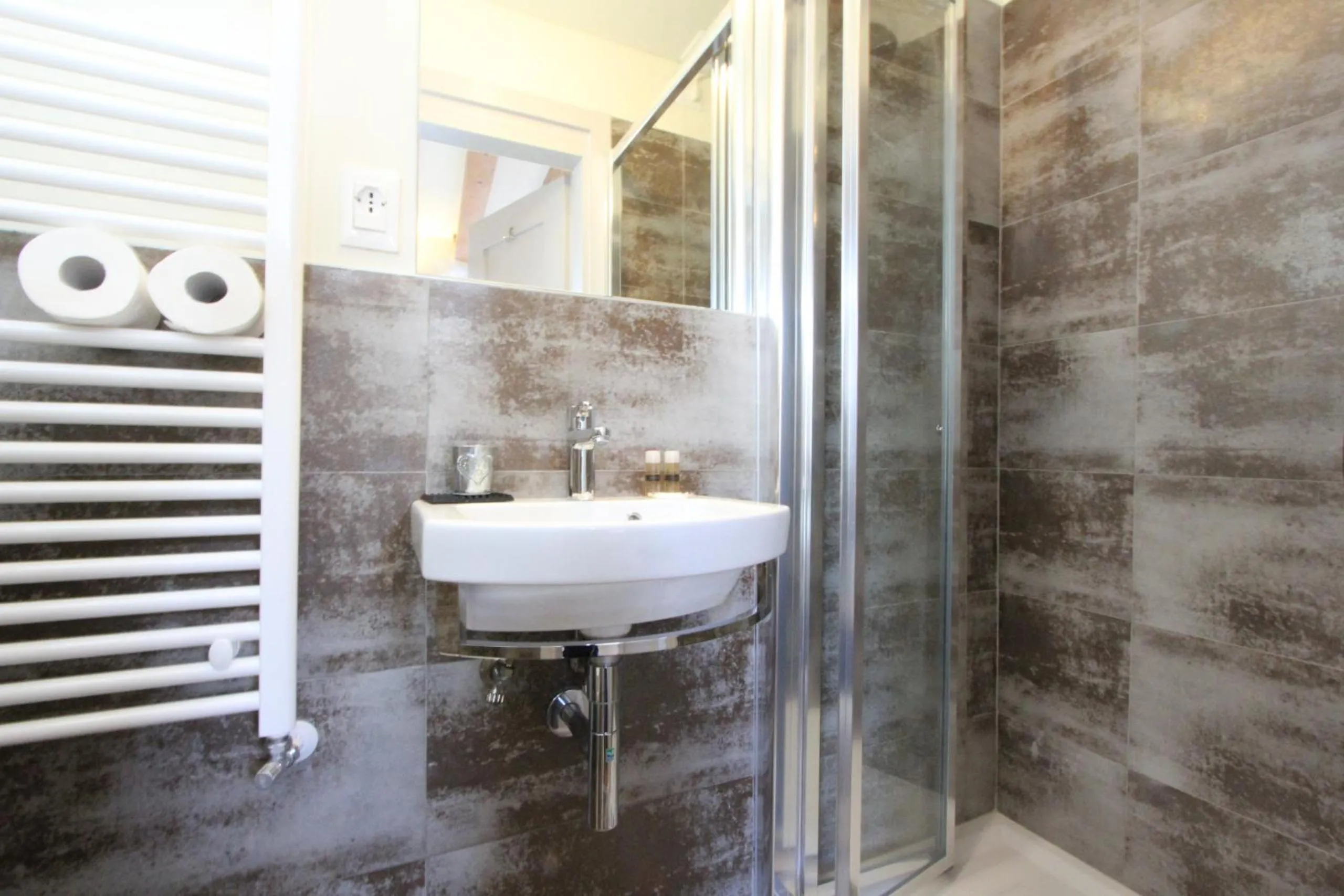 Bathroom in City Apartments Salute-Accademia