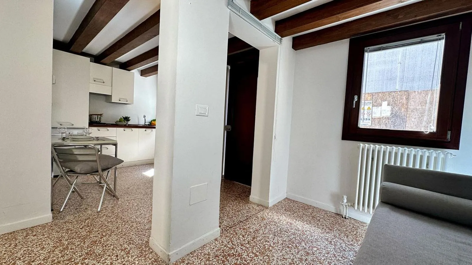 Kitchen or kitchenette in City Apartments Salute-Accademia