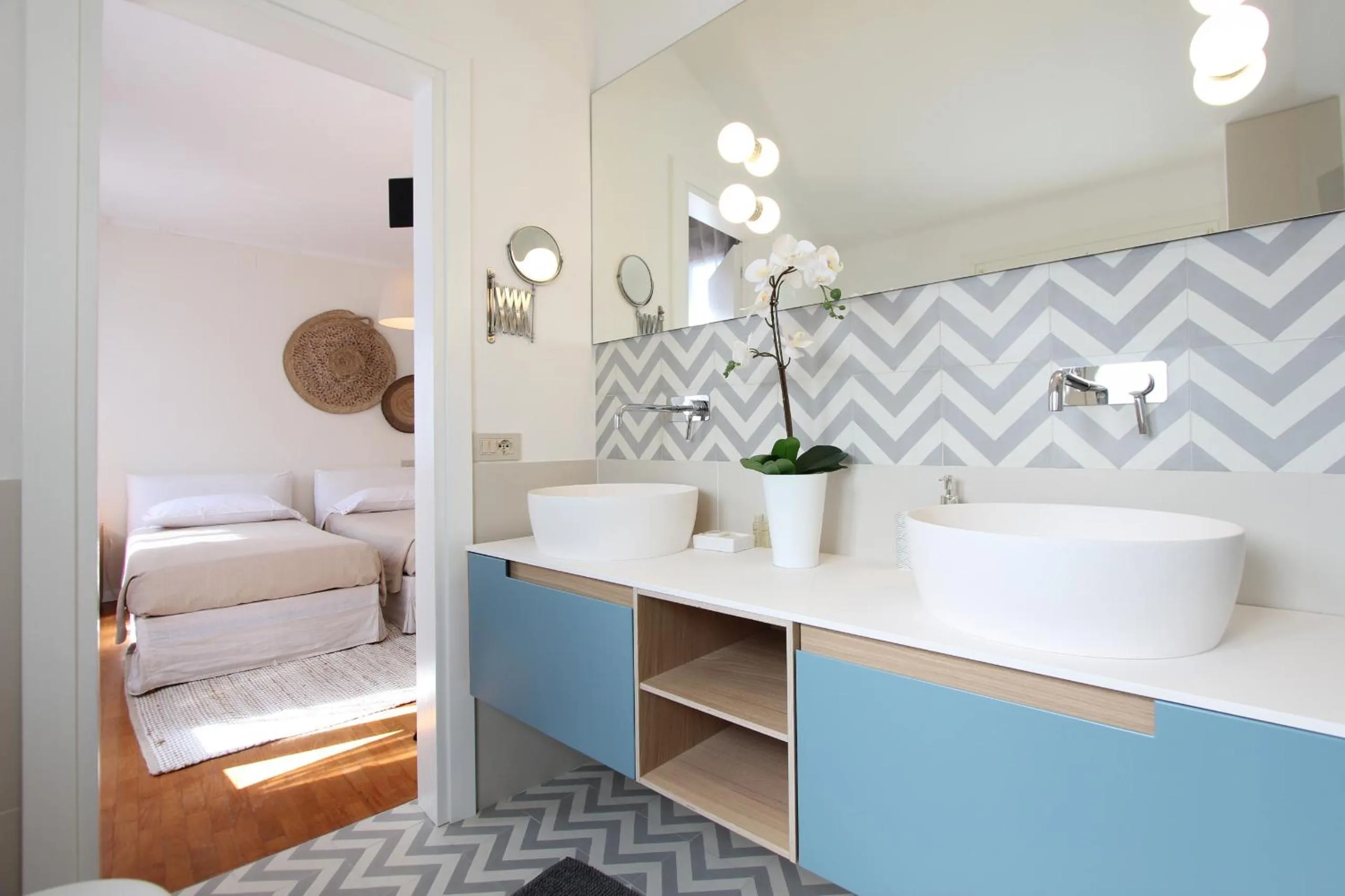 Bathroom, Bed in City Apartments Salute-Accademia
