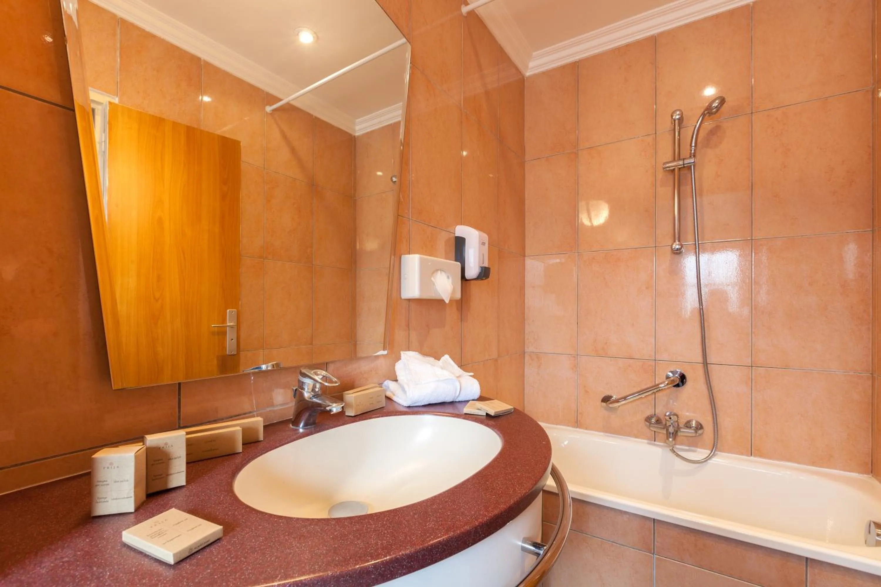 Bathroom in Grand Hôtel Amelot