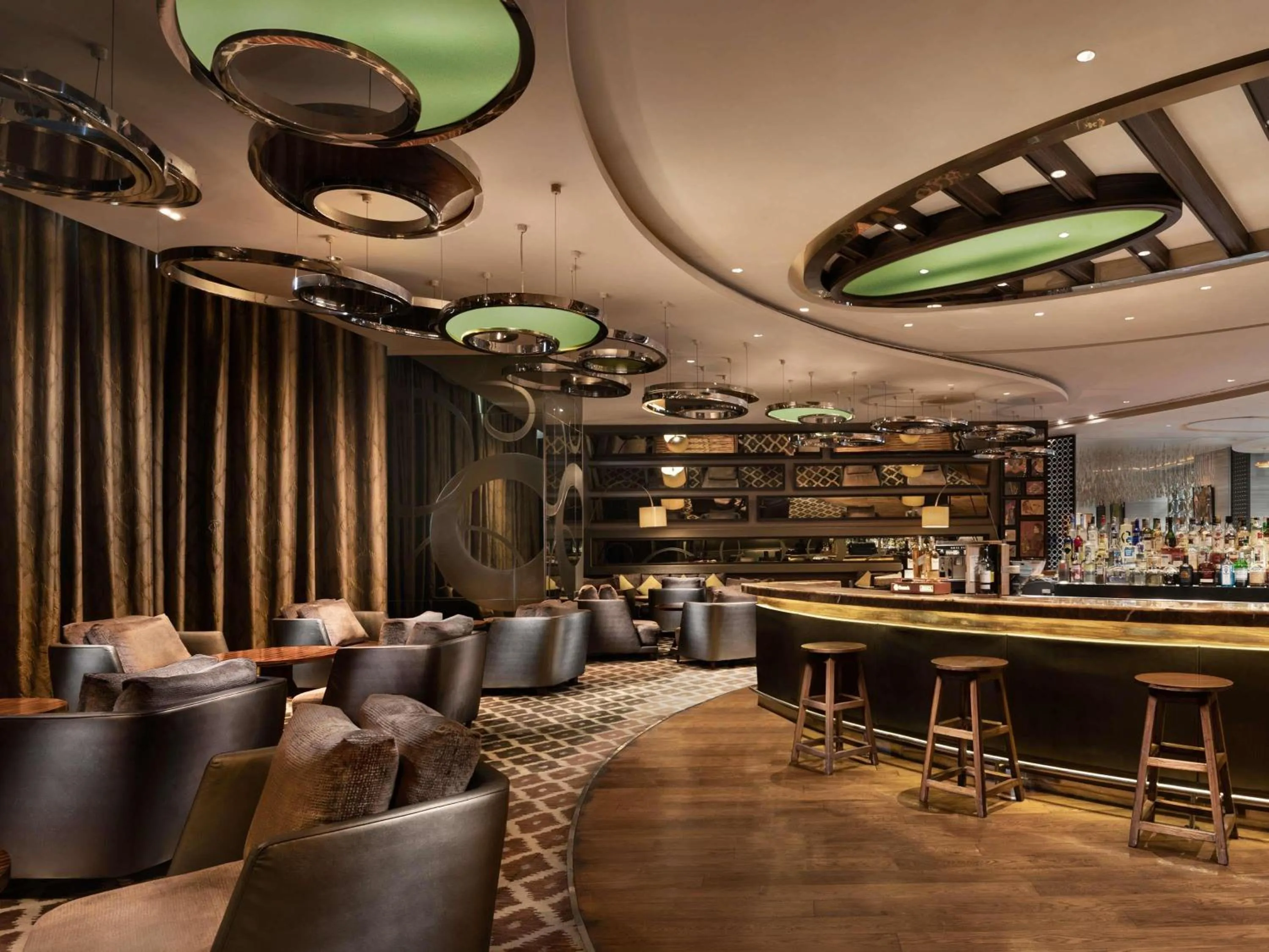 Lounge or bar in Pullman New Delhi Aerocity