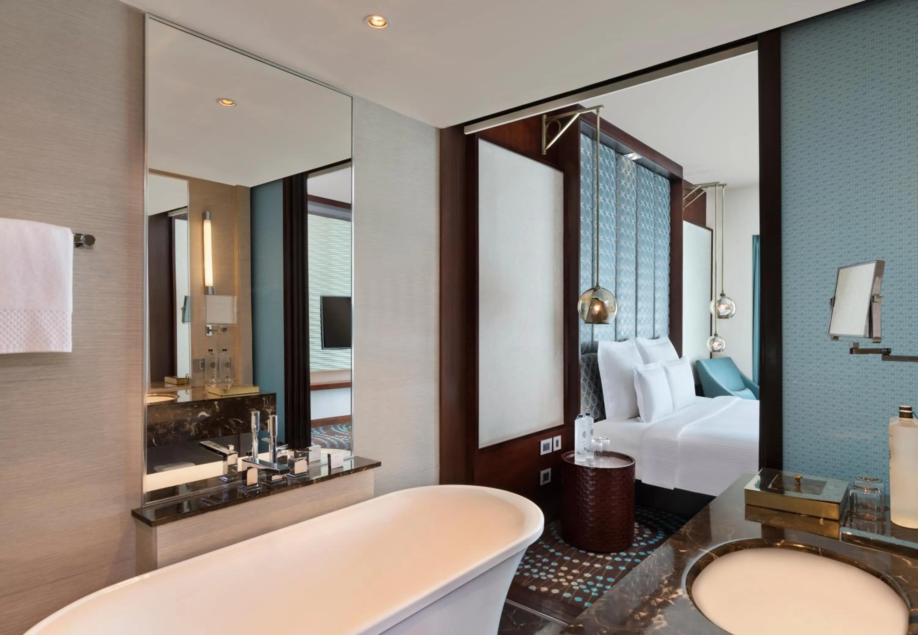 Bathroom, Bed in Pullman New Delhi Aerocity