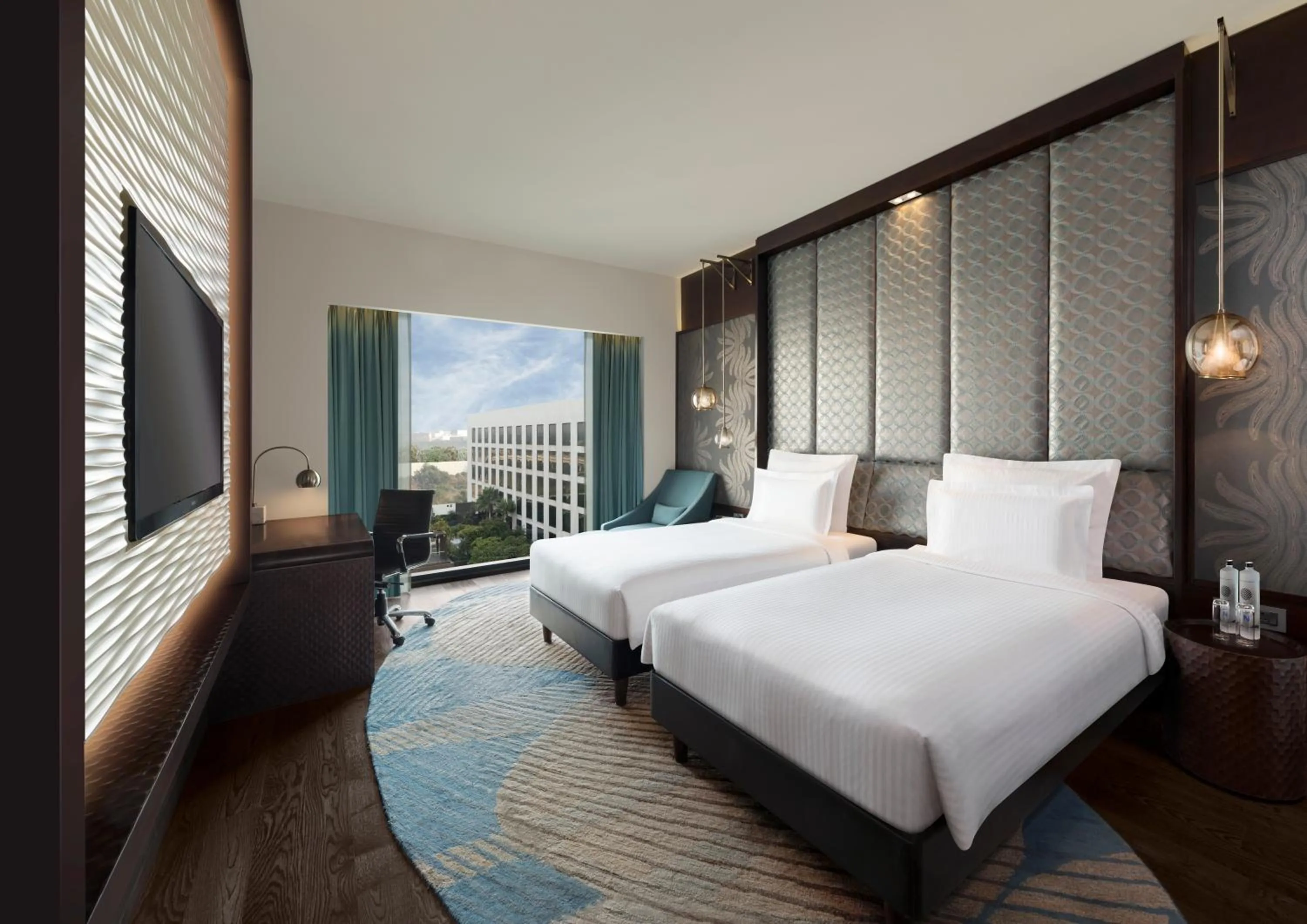 Bedroom, Bed in Pullman New Delhi Aerocity