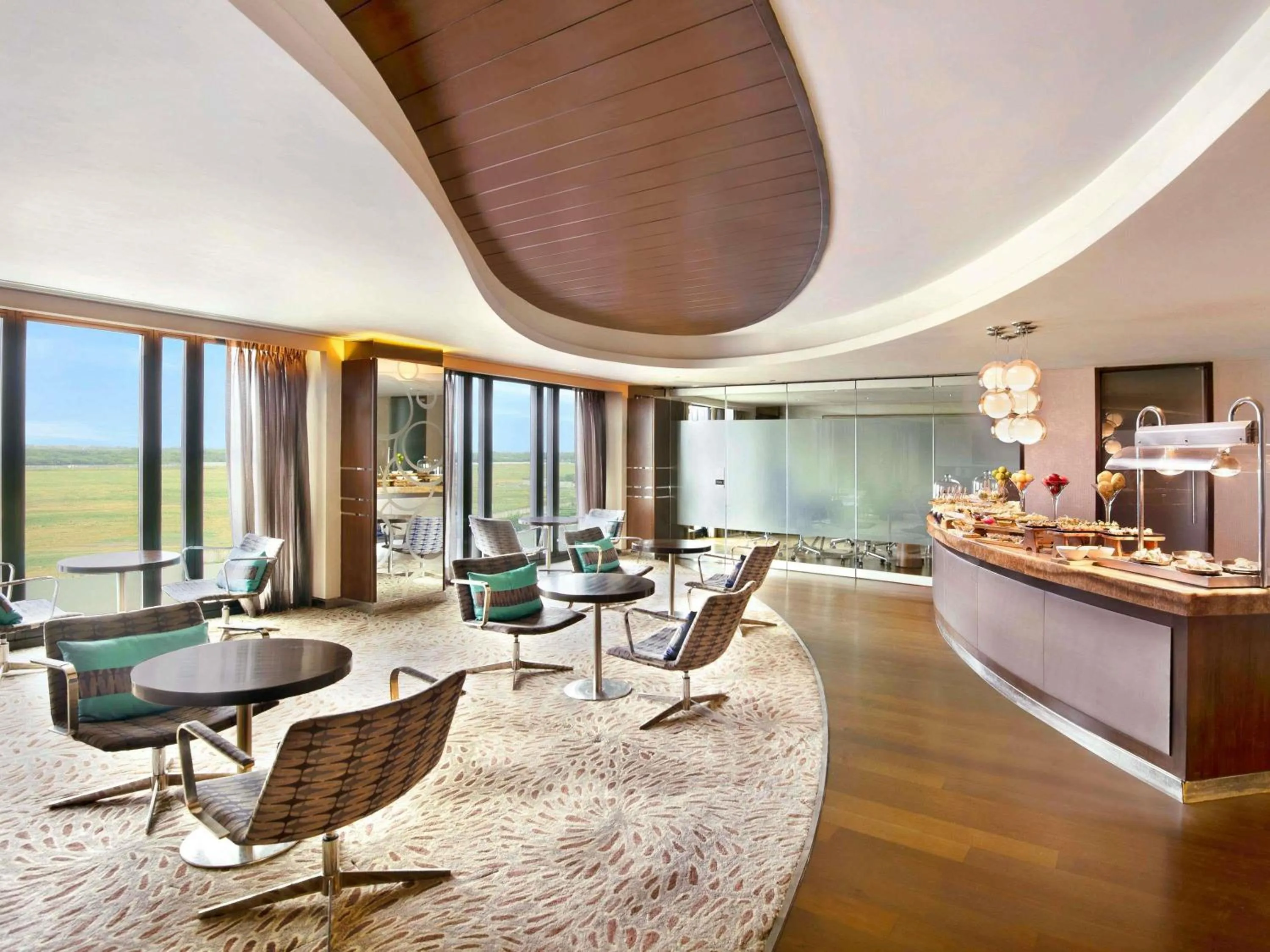 Bedroom in Pullman New Delhi Aerocity