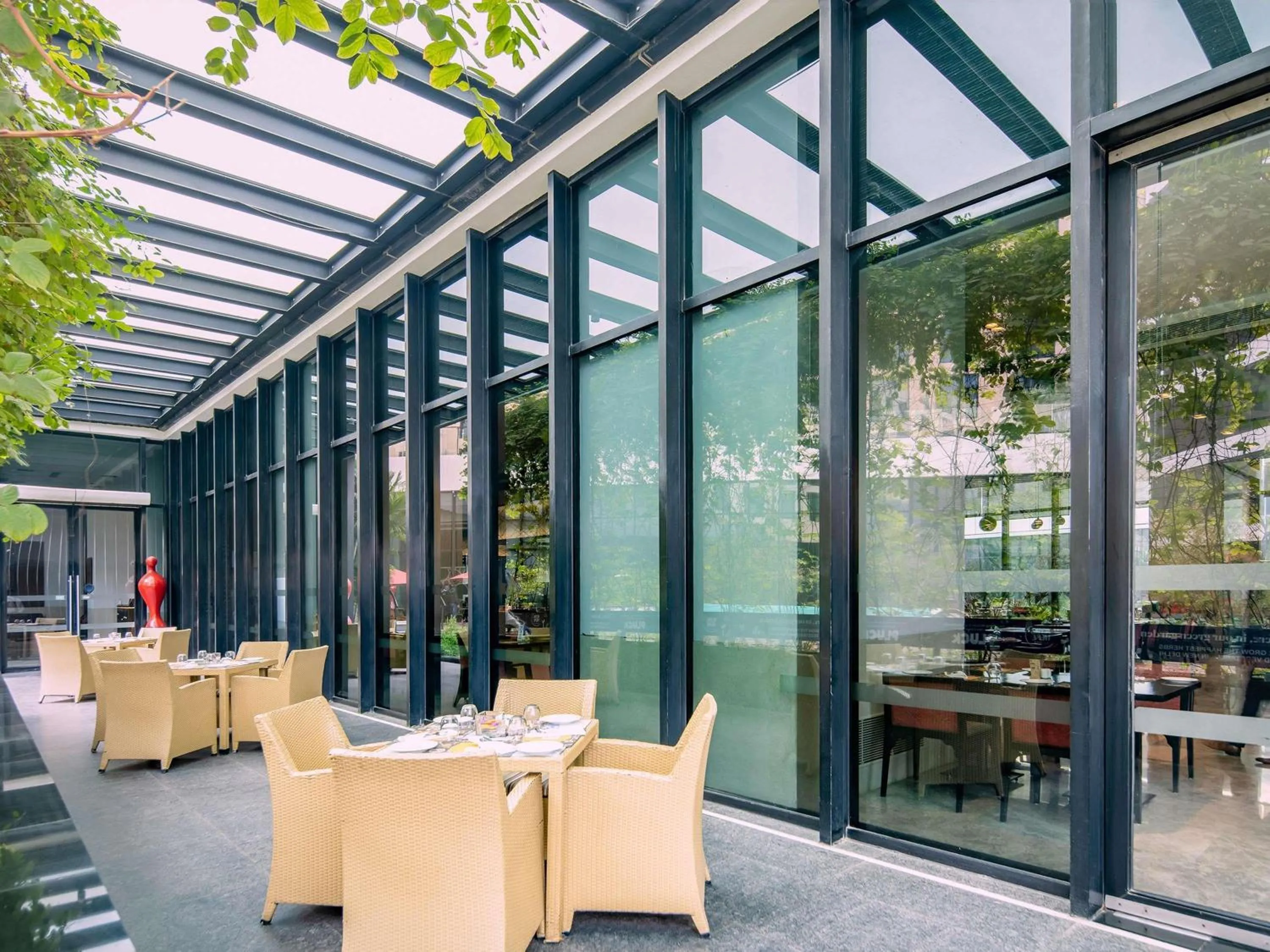 Restaurant/places to eat in Novotel New Delhi Aerocity