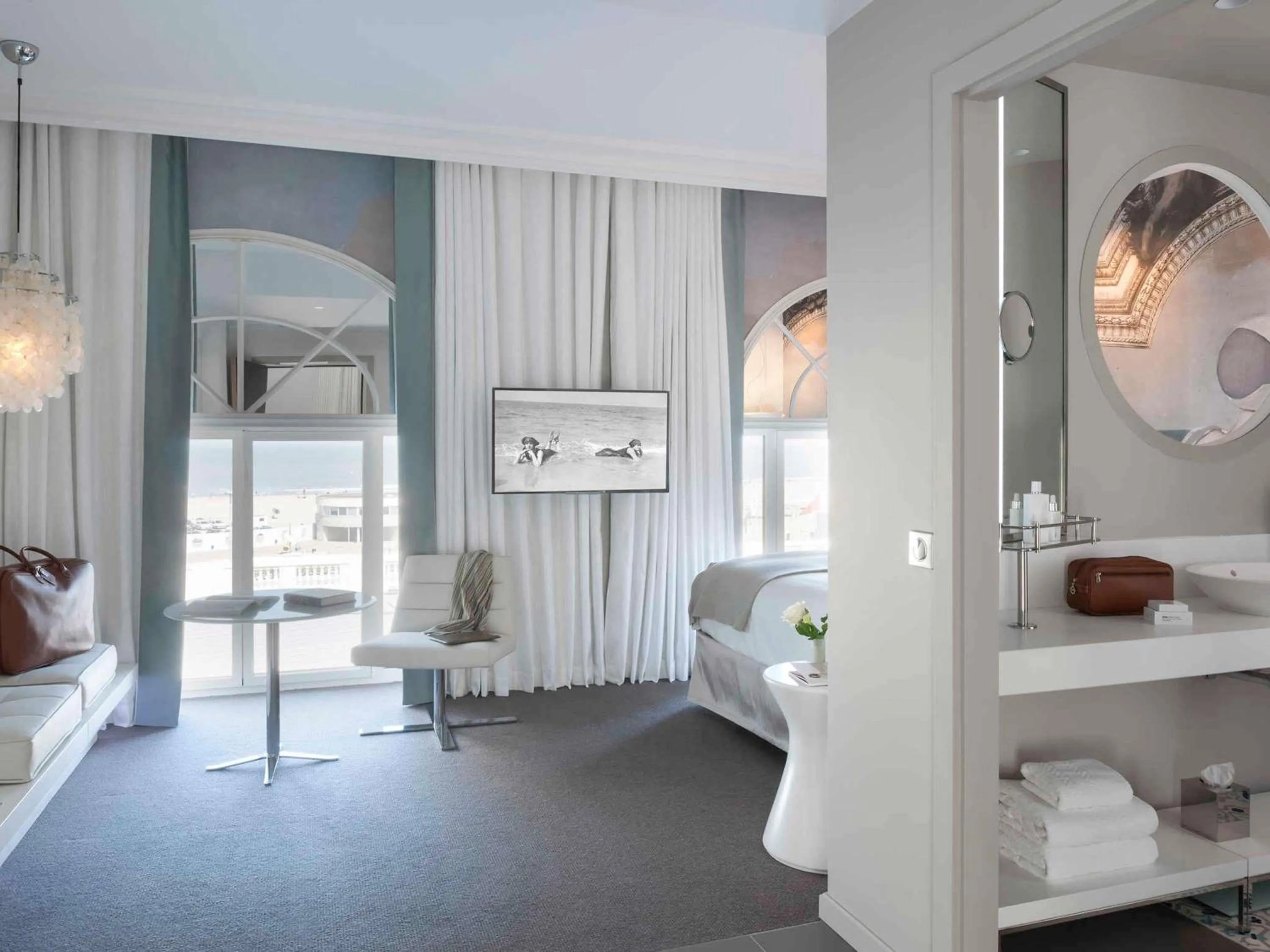 Bedroom, Bed in Cures Marines Hotel Thalasso & Spa Trouville - MGallery Collection