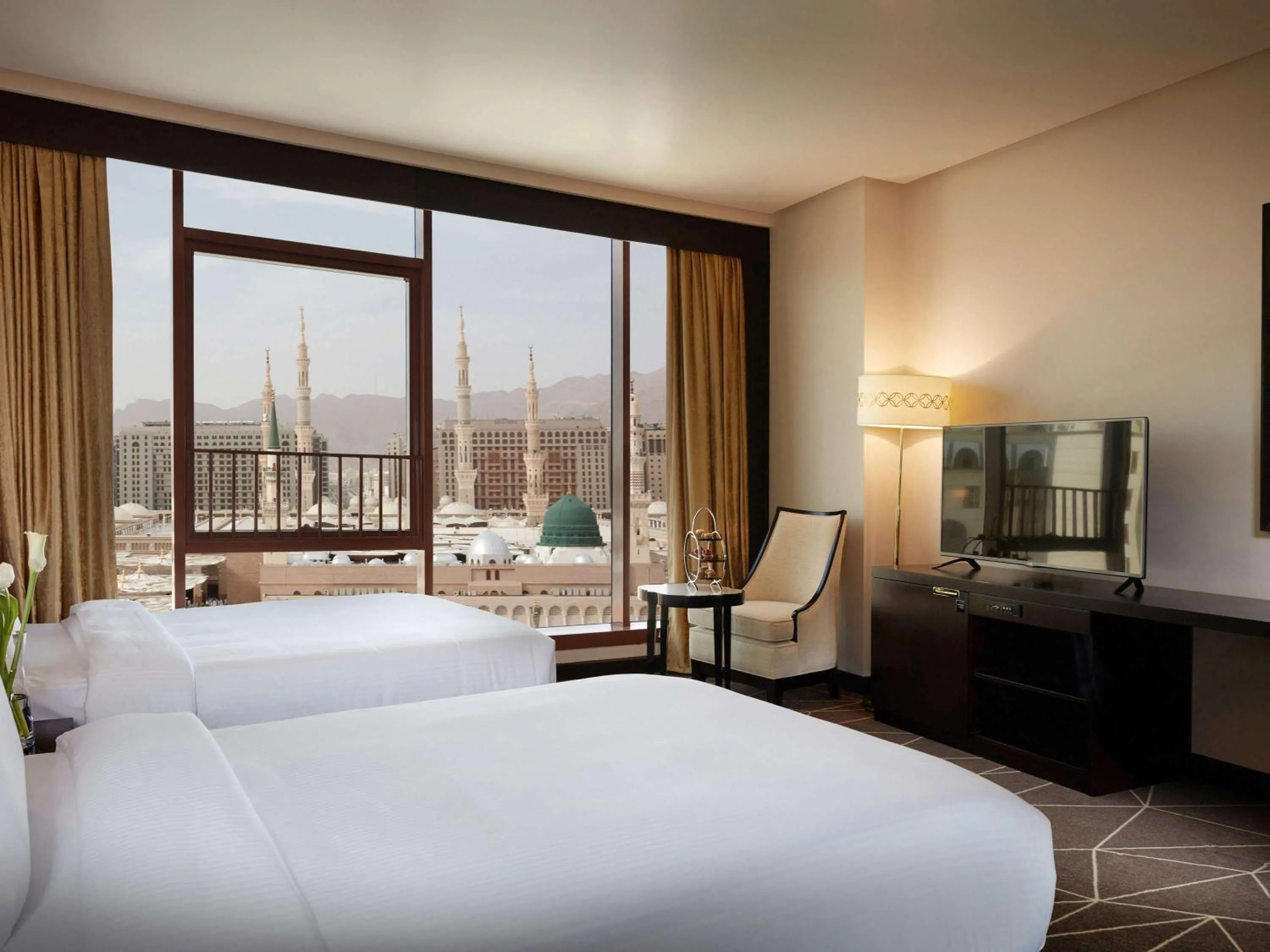 Deluxe Double Room with Haram View in Zamzam Pullman Madina