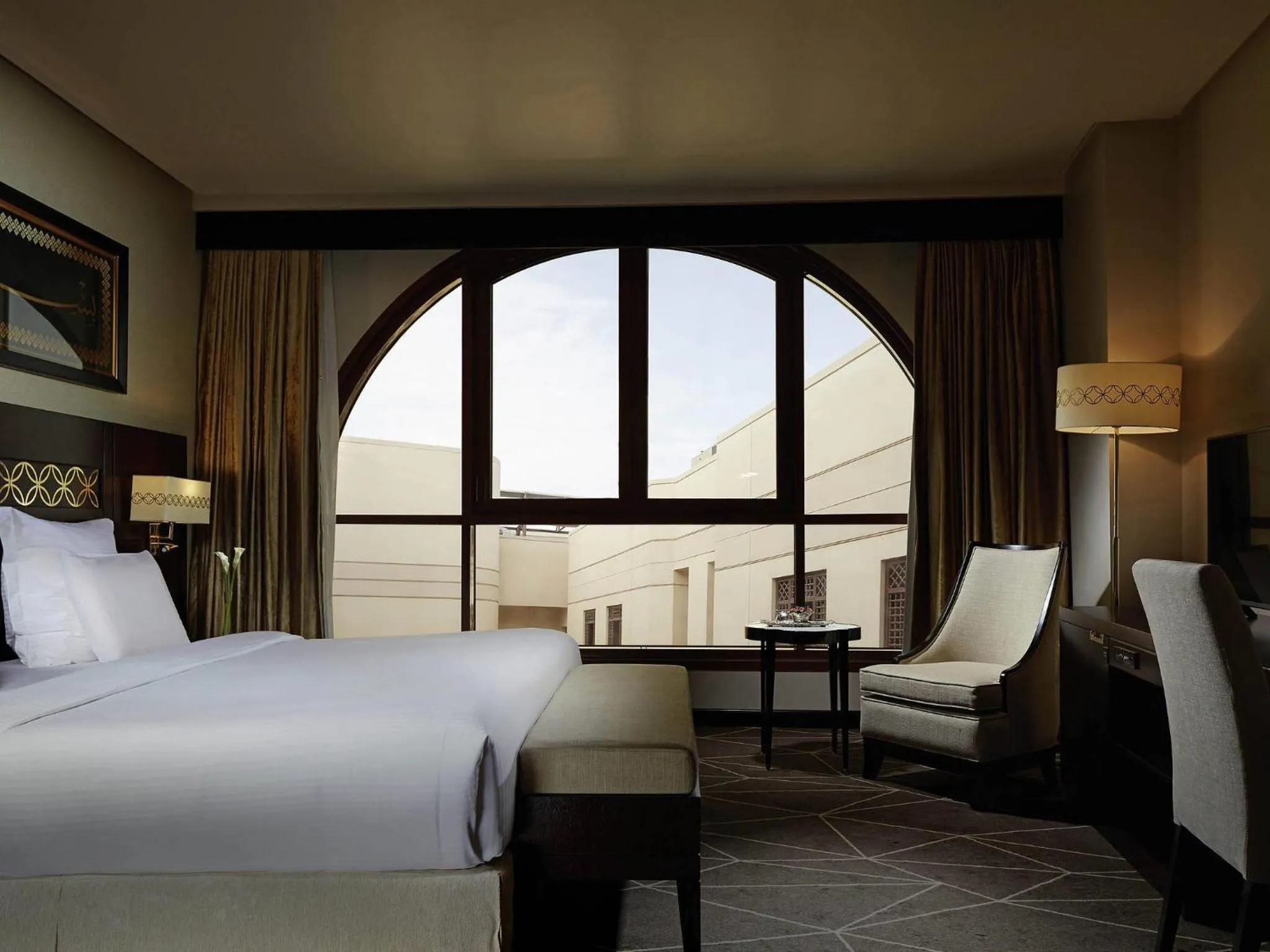Bedroom, Bed in Zamzam Pullman Madina