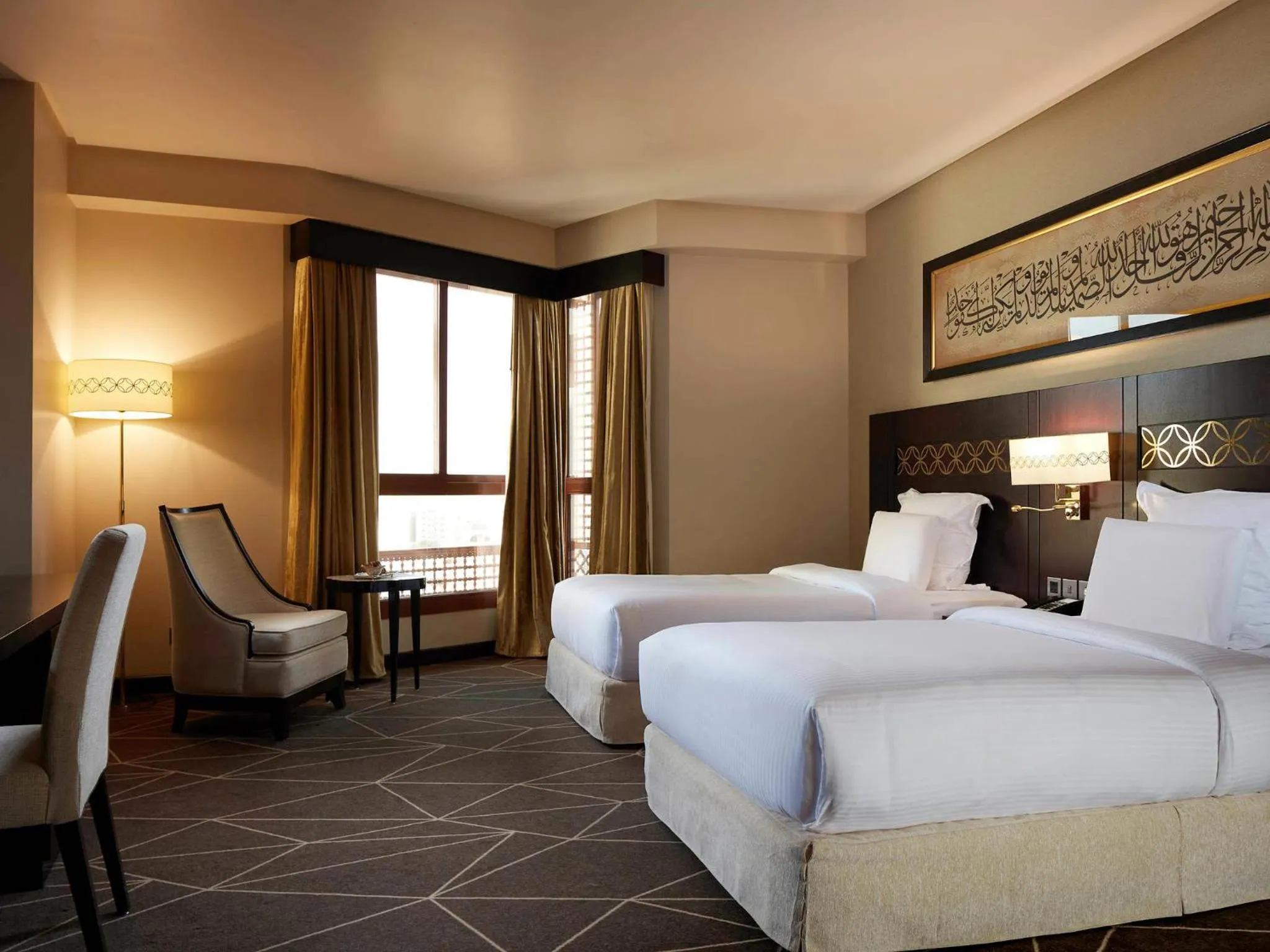 Bedroom, Bed in Zamzam Pullman Madina