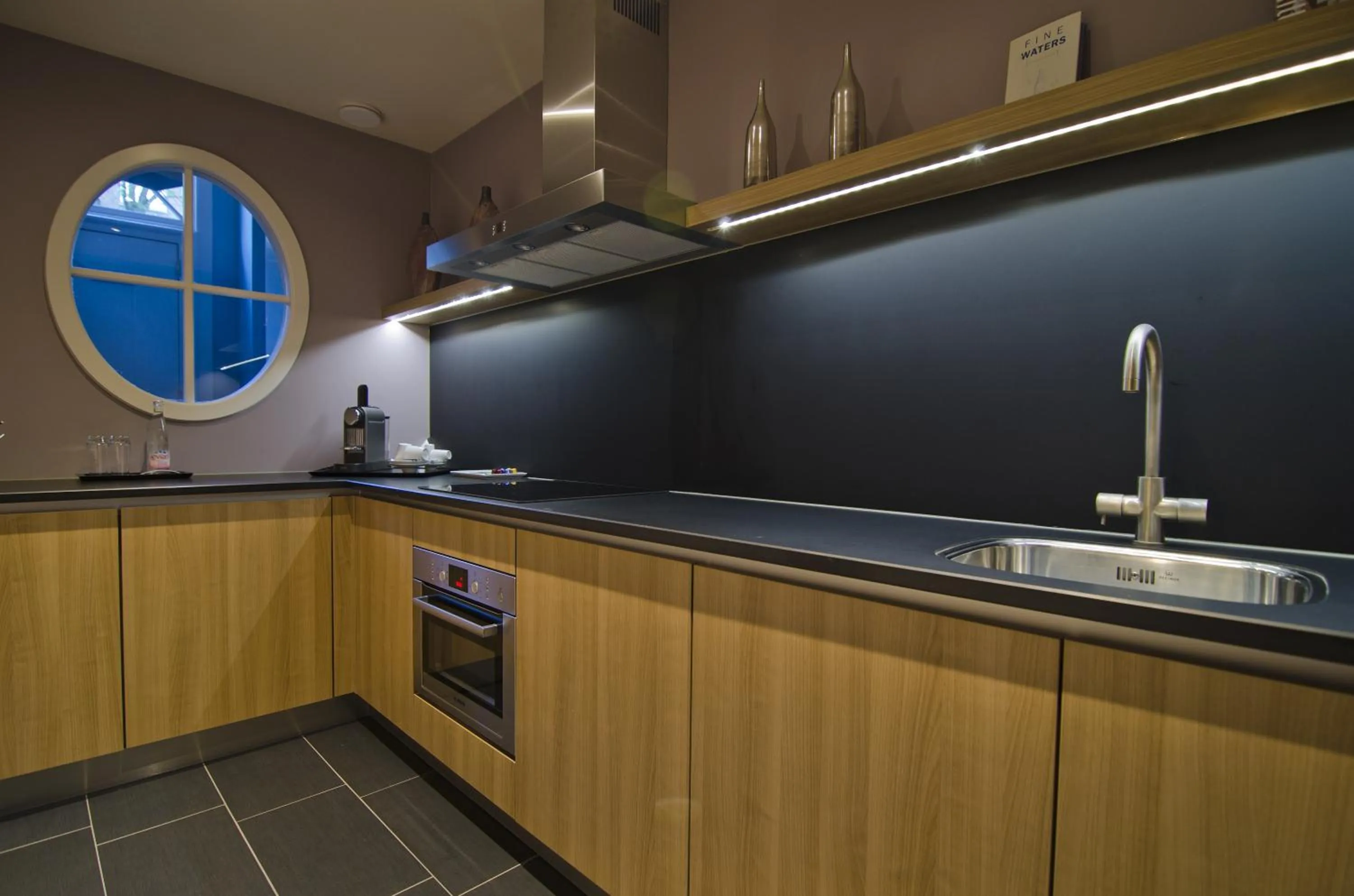 Kitchen or kitchenette in Canal House Suites at Sofitel Legend The Grand Amsterdam