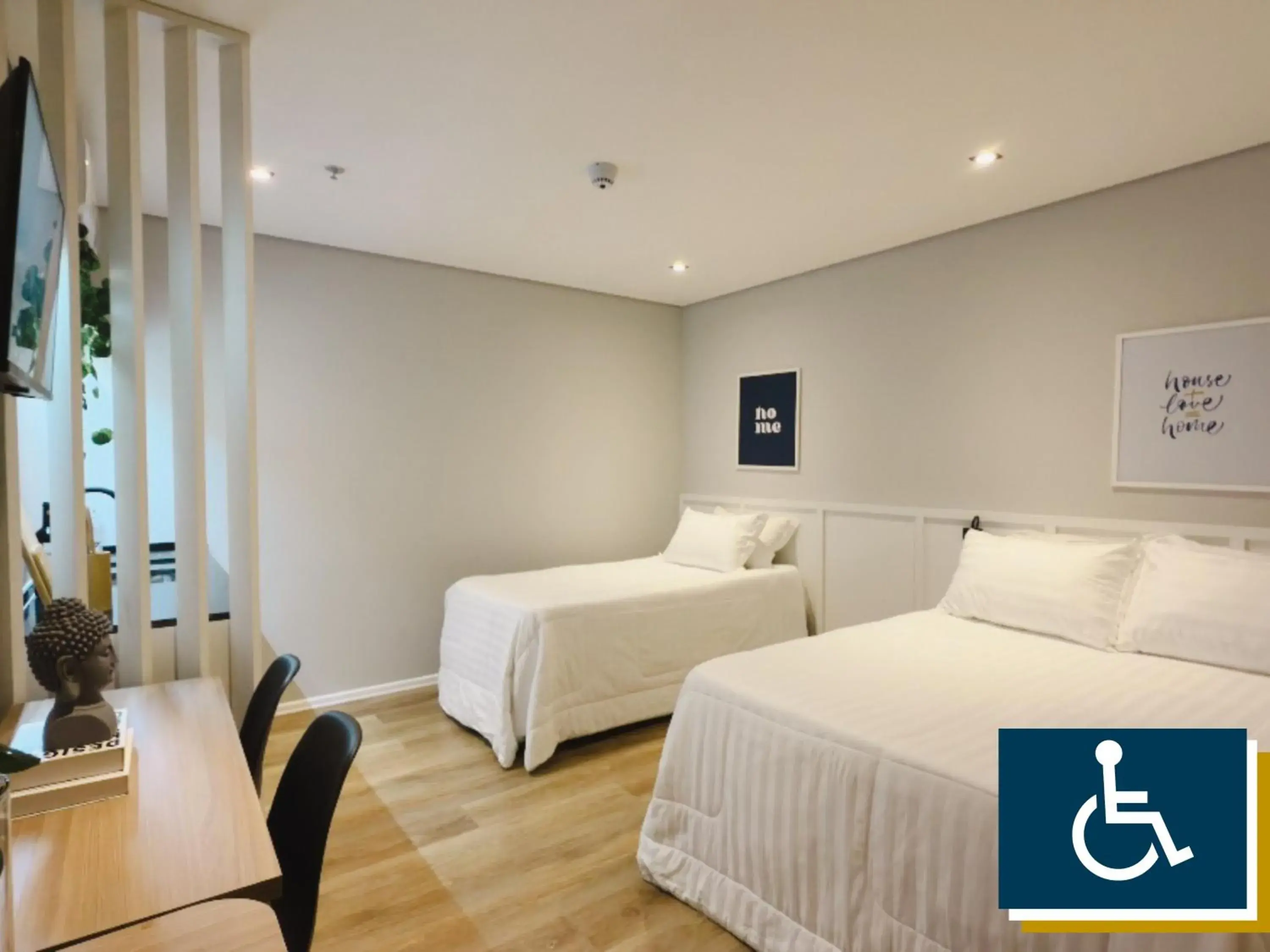 Triple Room - Disability Access in Apê Brás - Shopping Plaza Polo Triple Room - Disability Access in Apê Brás - Shopping Plaza Polo