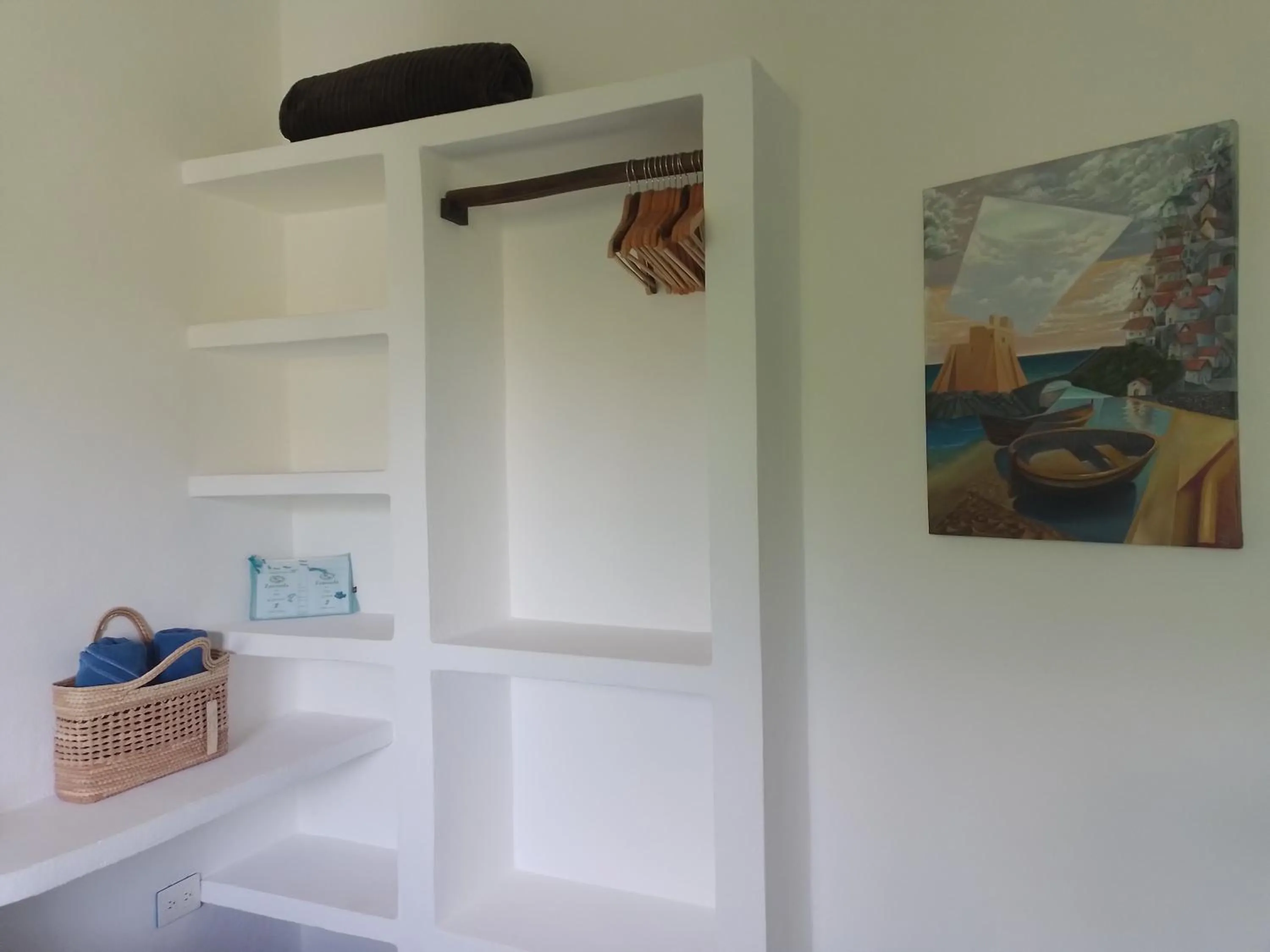 wardrobe in Zamunda Garden View