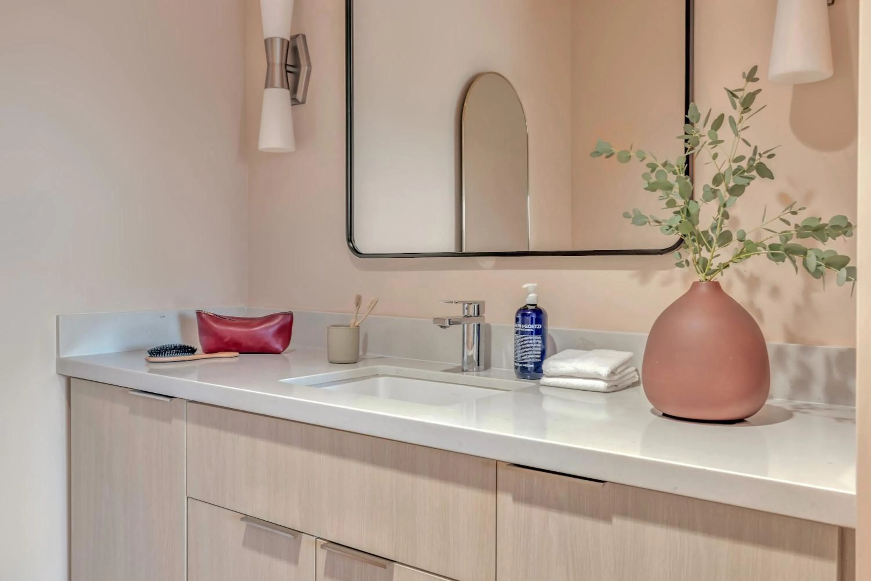 Bathroom in City Center Hotel By Kasa