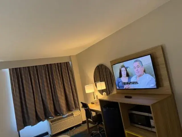 King Room - Non-Smoking in Days Inn by Wyndham Amarillo East King Room - Non-Smoking in Days Inn by Wyndham Amarillo East