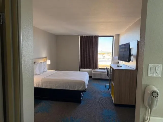 Bed in Days Inn by Wyndham Amarillo East