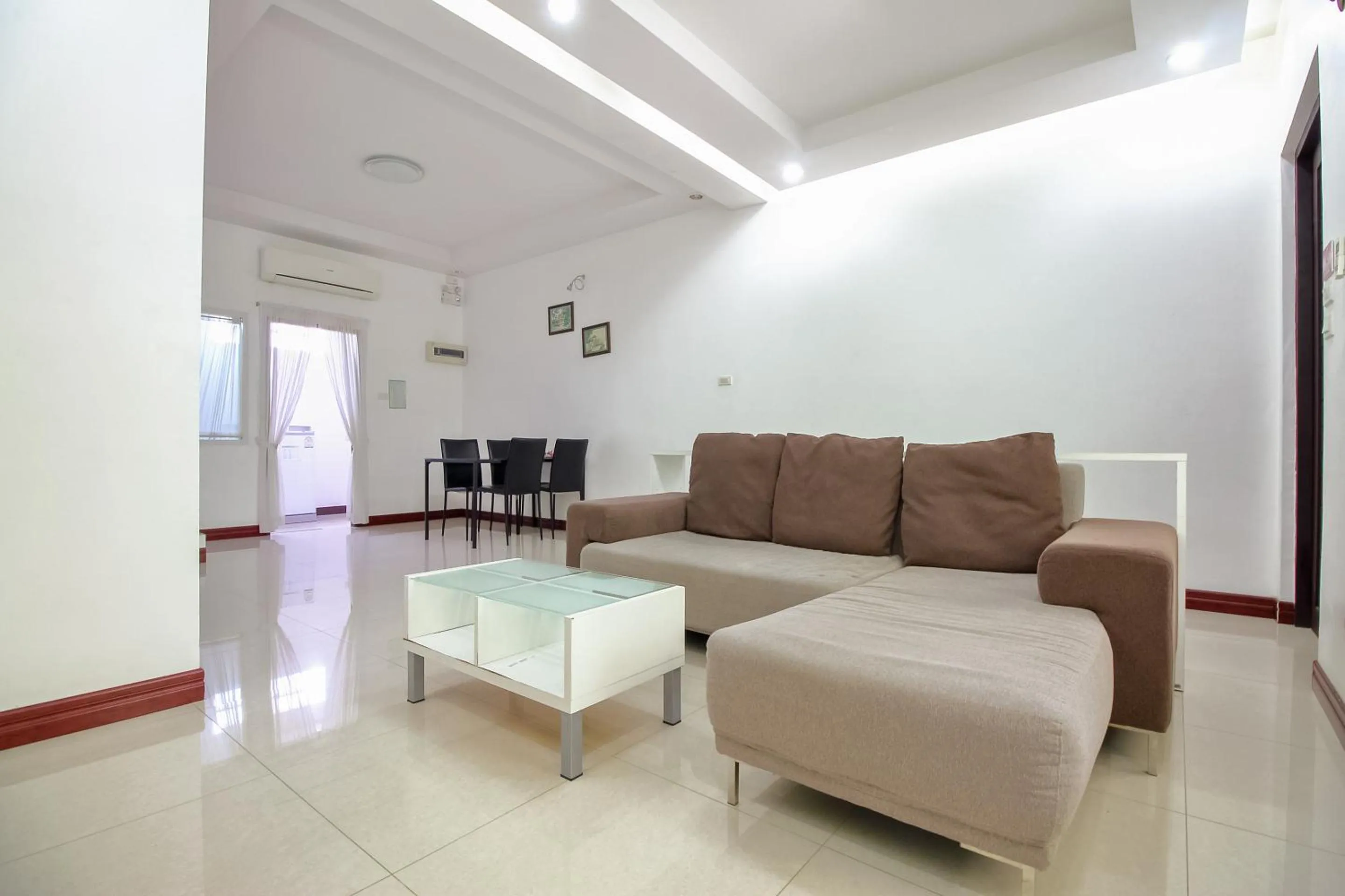 Living room in Baan Noppadol Hua Hin Resort