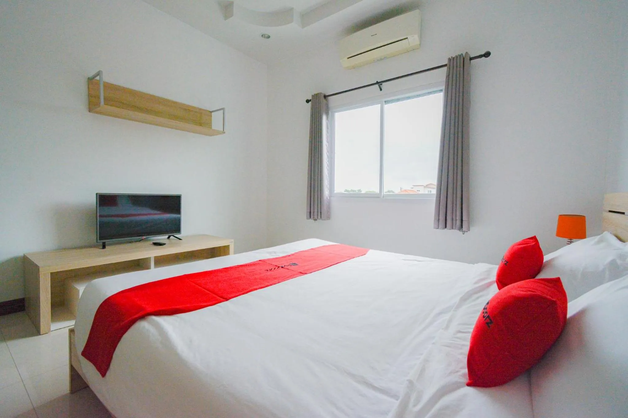 Bed in Baan Noppadol Hua Hin Resort