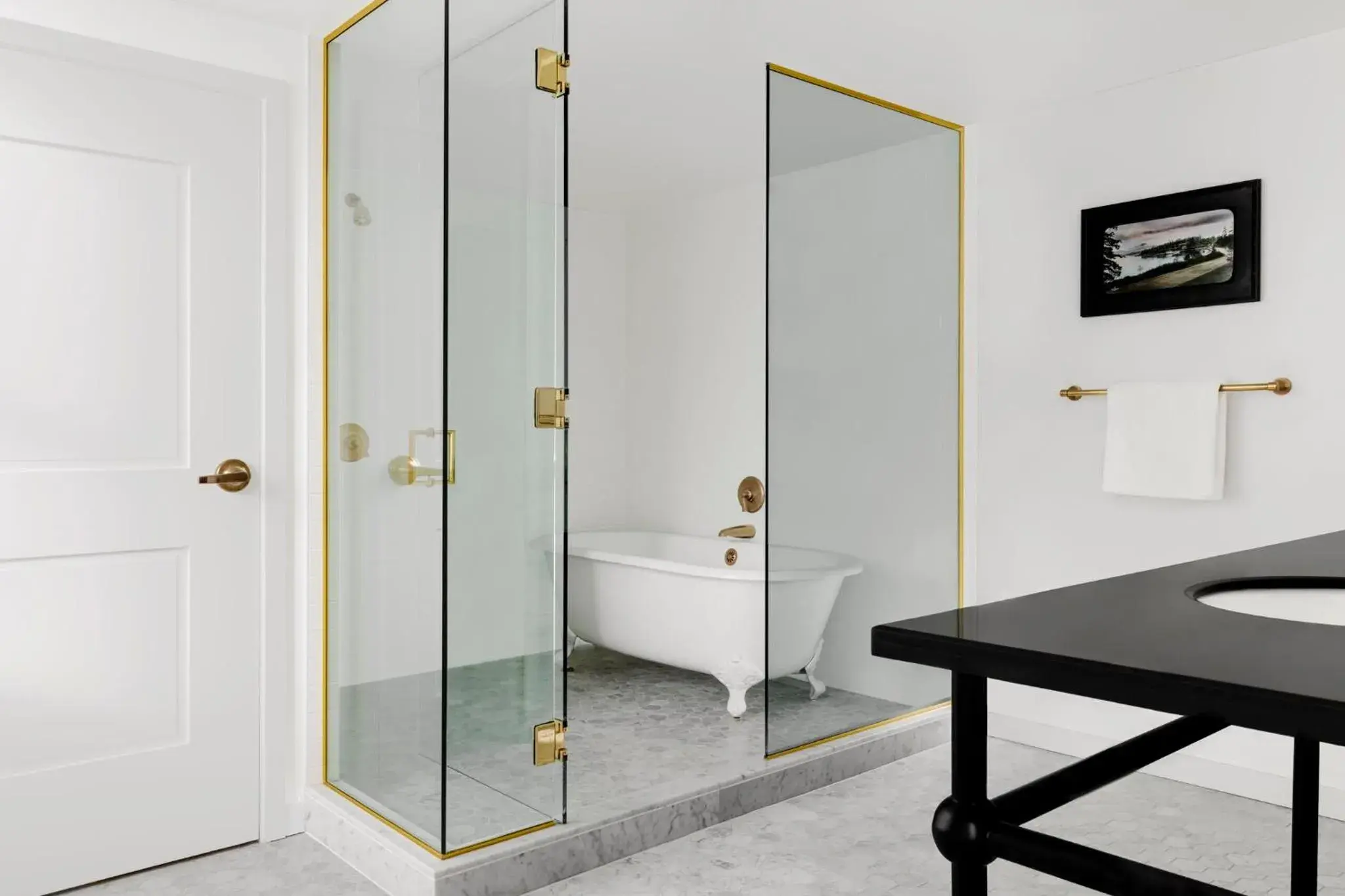 Corner Spa King Room in Kimpton Palladian Hotel by IHG Corner Spa King Room in Kimpton Palladian Hotel by IHG